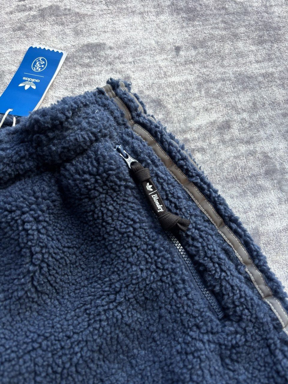 Adidas Navy Blondey McCoy Adidas Sherpa Shorts Size US 28 / EU 44 - 4 Thumbnail