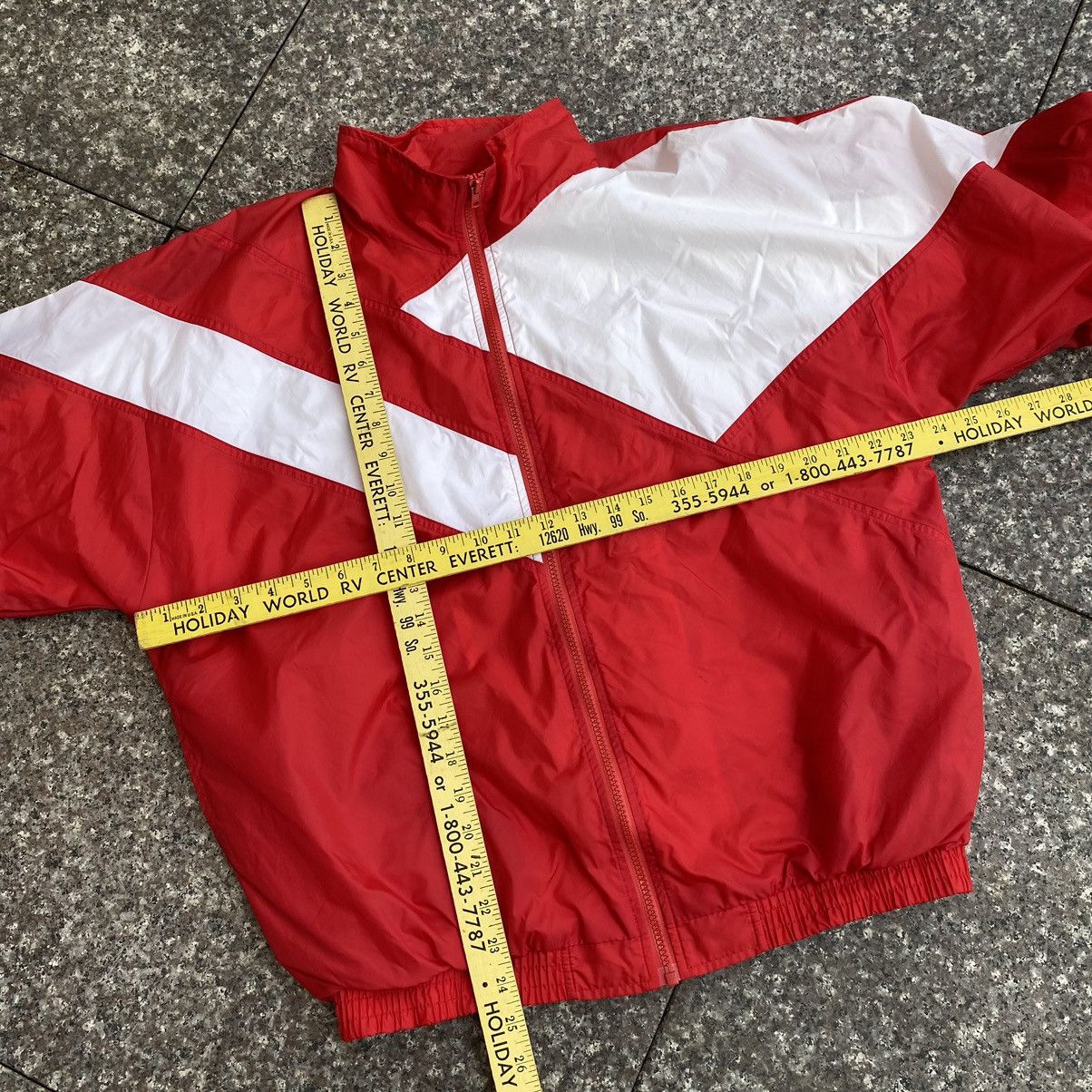 Vintage Vintage light windbreaker jacket Size M / US 6-8 / IT 42-44 - 2 Thumbnail