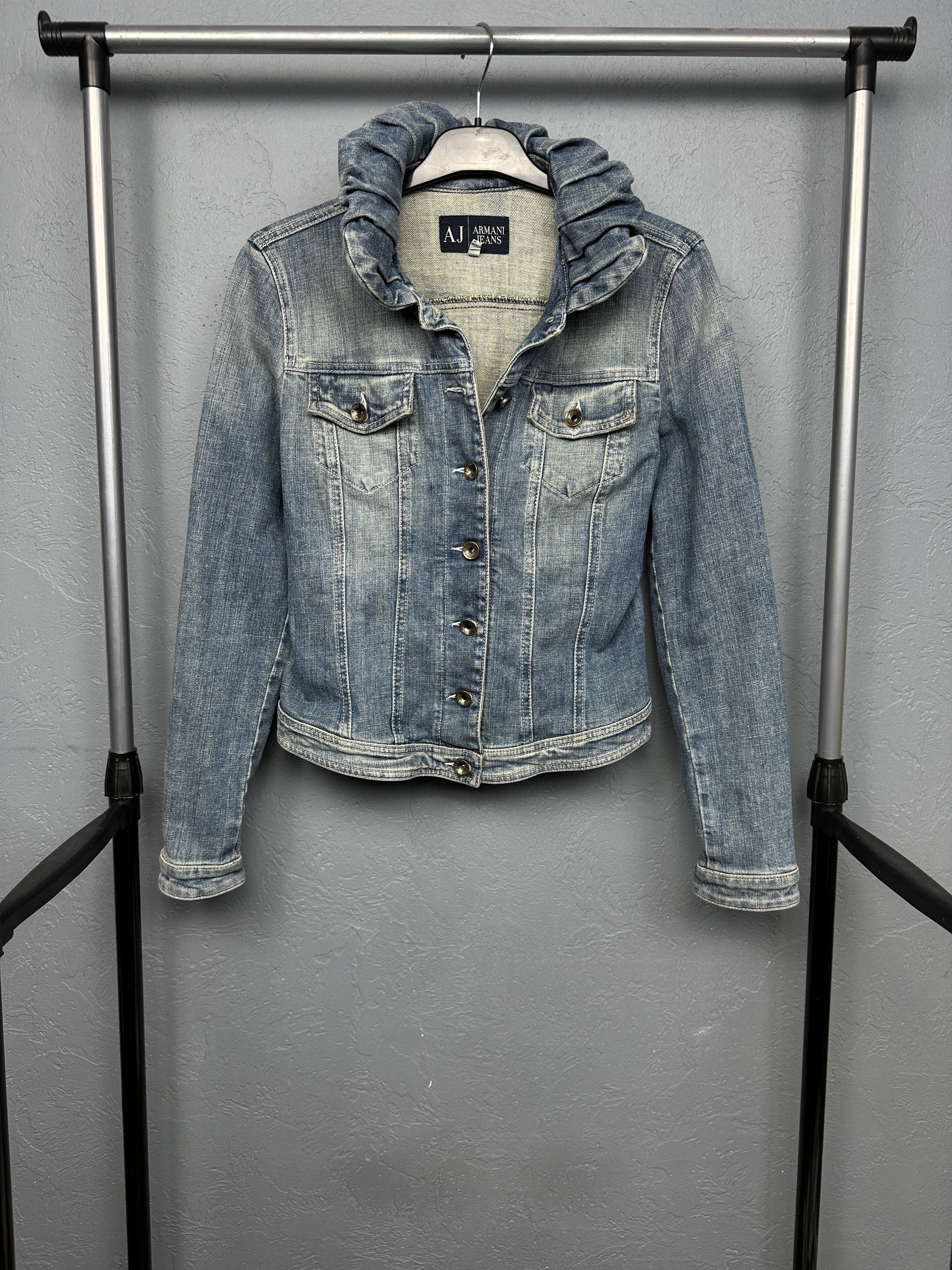 Armani Armani Jeans Vintage Womens Denim Jacket Size M / US 6-8 / IT 42-44 - 1 Thumbnail