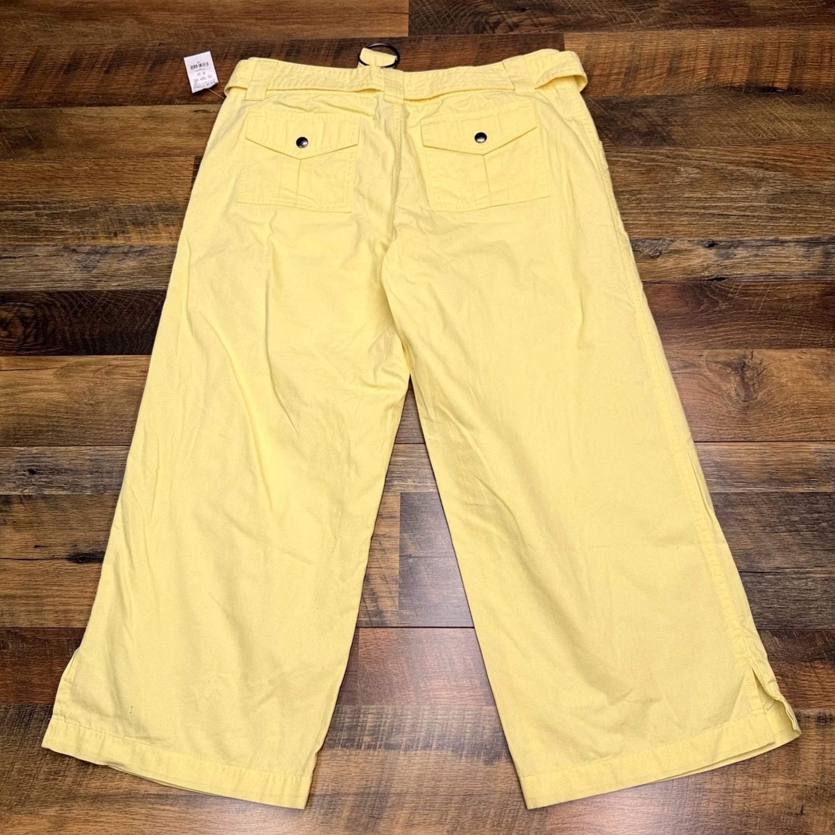 Vintage New York & Company Capri Pants Womens 10 Yellow Belted Flat Front Cotton Straight Leg 23.5 Inseam Regular Fit Summer Spring Fall Casual Size 32" / US 10 / IT 46 - 2 Thumbnail