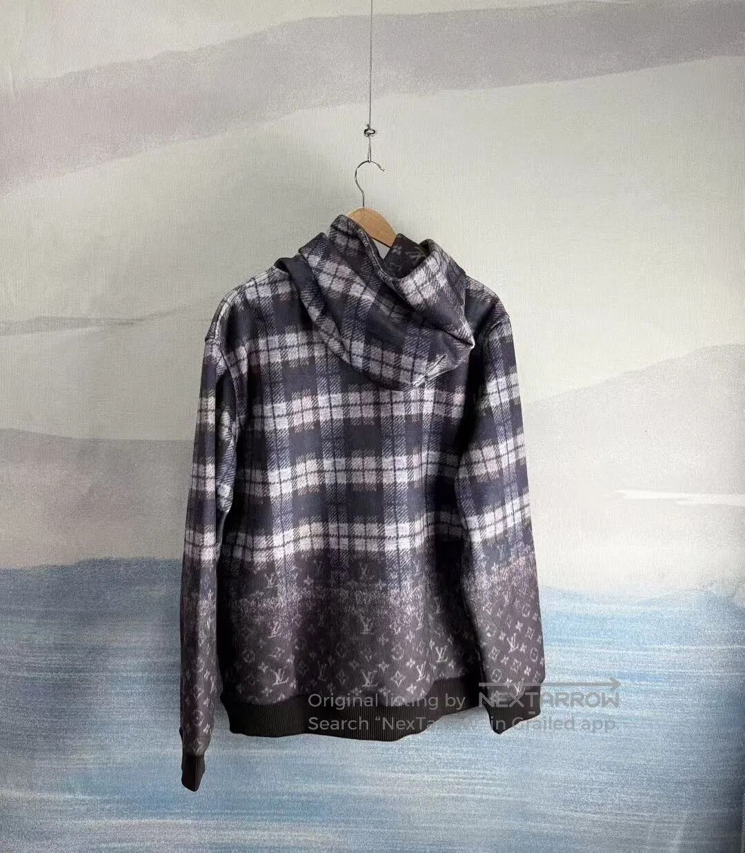 Louis Vuitton louis vuitton brown checked wool hoodie. Size US M / EU 48-50 / 2 - 3 Thumbnail