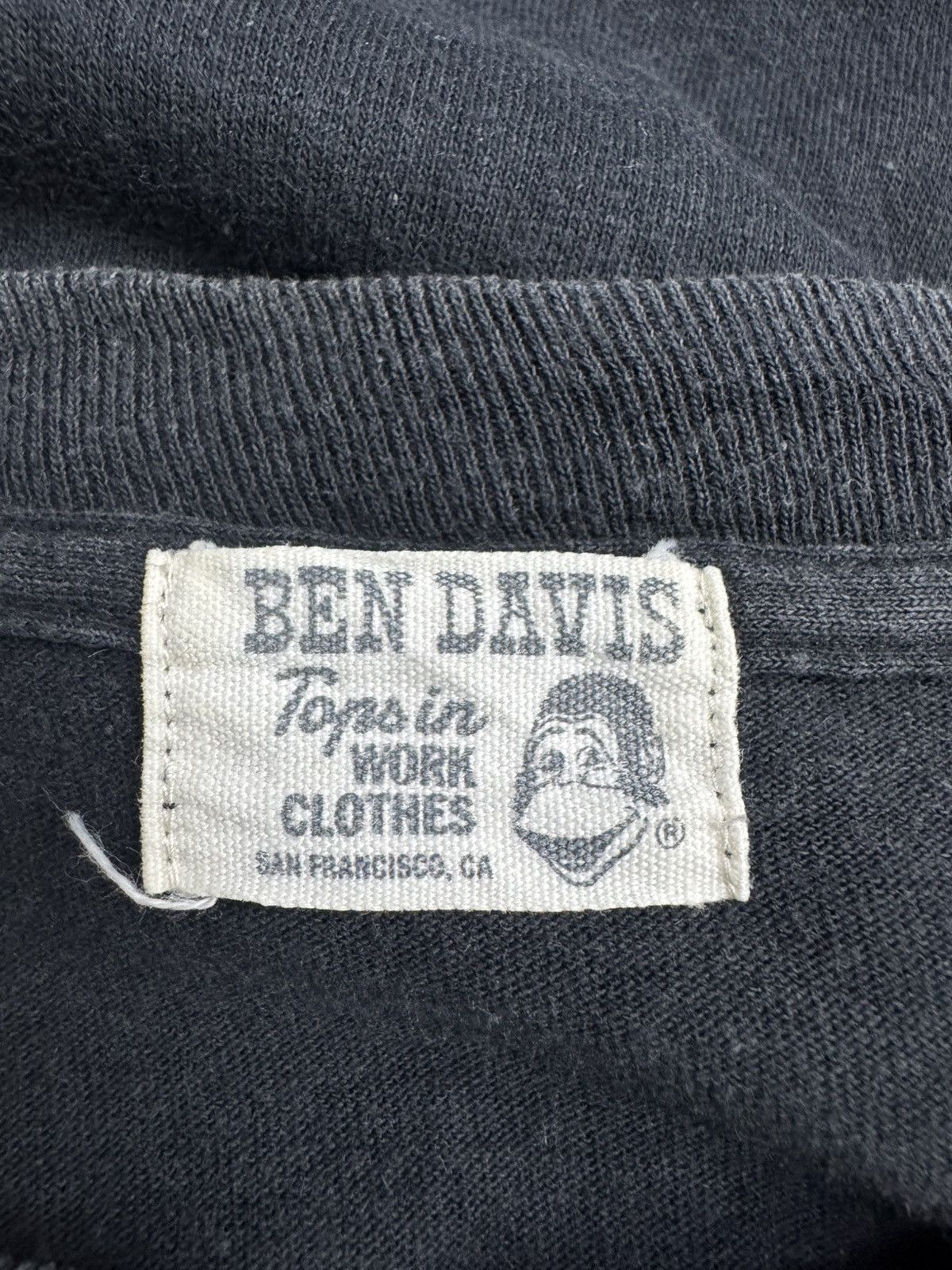 Ben Davis Ben Davis t-shirt with a box logo graphic Size US L / EU 52-54 / 3 - 6 Thumbnail