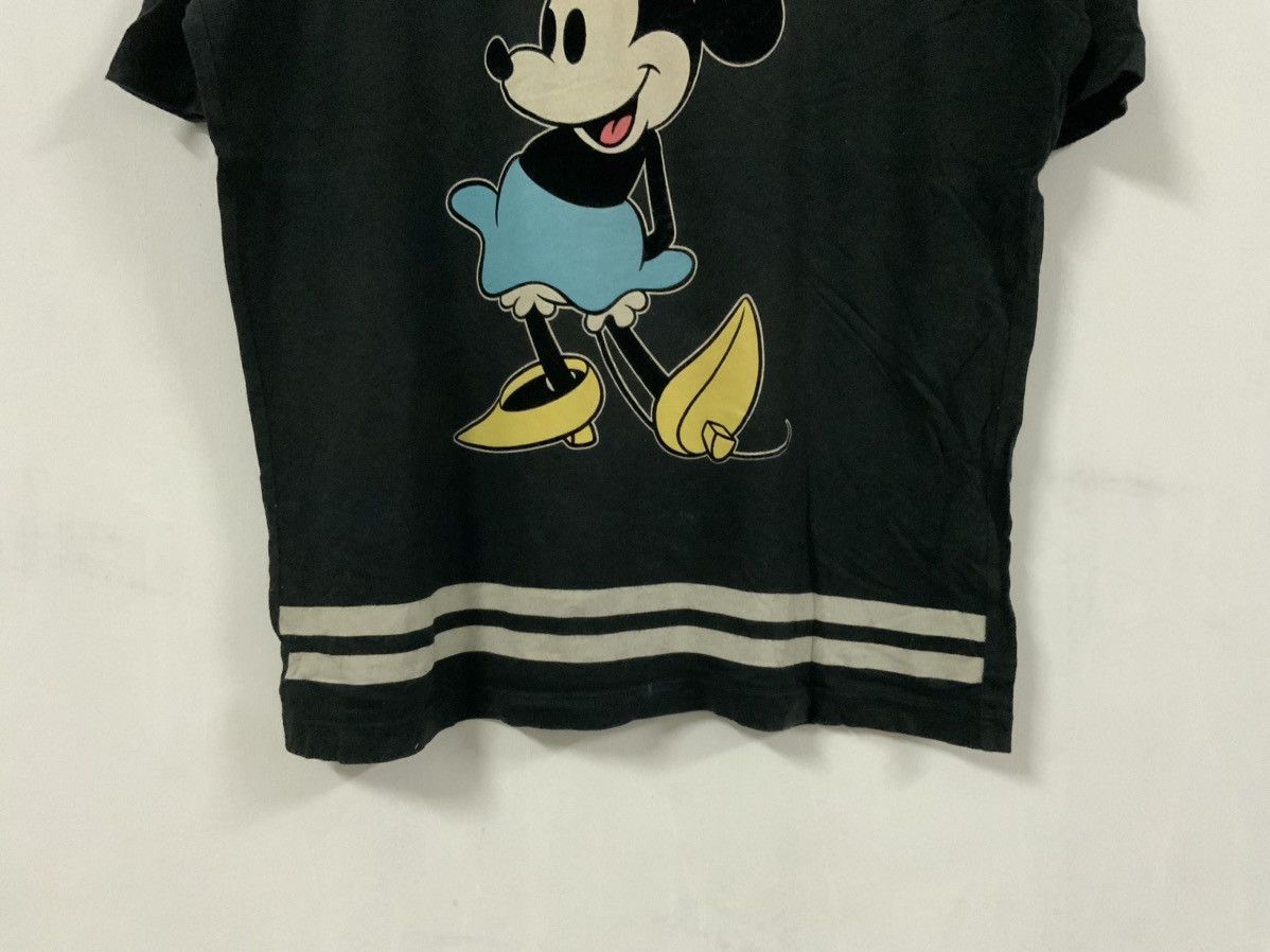 Mickey Mouse Mickey Mouse Uniqlo Big Logo Disney Tee Size US S / EU 44-46 / 1 - 4 Thumbnail