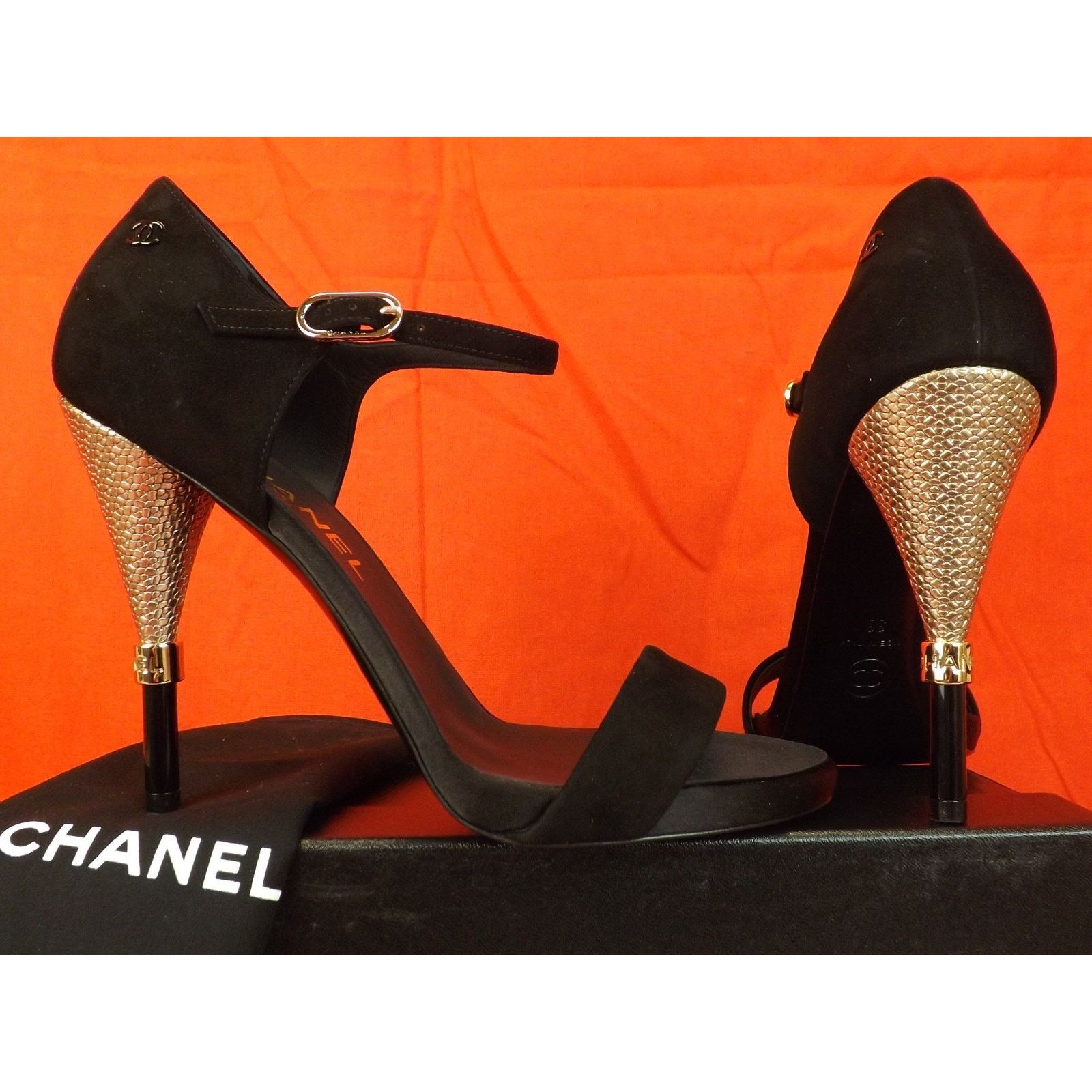 Chanel CHANEL G321 BLACK SUEDE CC LOGO GOLD HEEL SANDALS PUMPS 40.5 Size US 10.5 / IT 40.5 - 1 Thumbnail