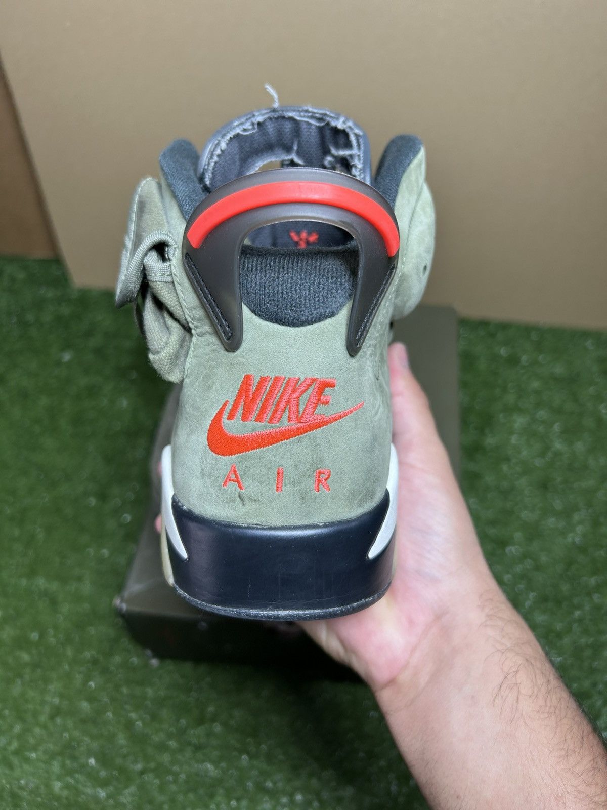 Jordan Brand × Travis Scott Jordan 6 Travis Scott Olive Size US 11.5 / EU 44-45 - 3 Thumbnail