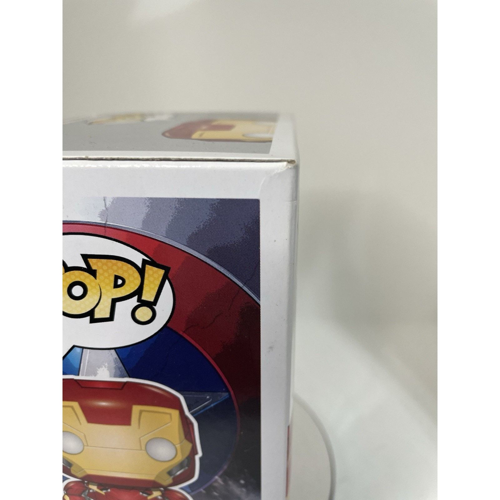 Marvel Comics Funko Pop! Vinyl: Marvel - Iron Man #126 With Pop Protector Size ONE SIZE - 8 Thumbnail