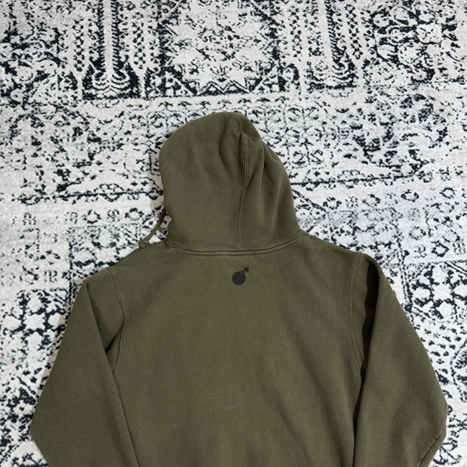 Vintage The Hundreds Unisex Green Army Bottle Cotton Hoodie Size S Size US S / EU 44-46 / 1 - 10 Thumbnail