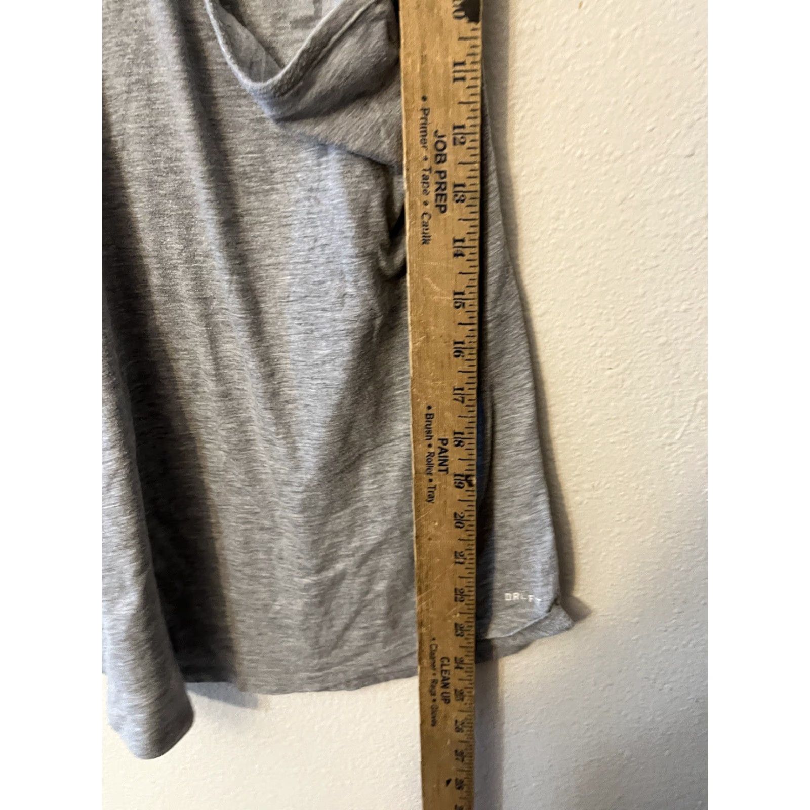 Nike Nike Dri-FIT Tank Top RacerBack Women's Medium Gray Nike Dry Fit Sports Tank Top RacerBack, Size Medium Gray Graphic Size M / US 6-8 / IT 42-44 - 4 Thumbnail