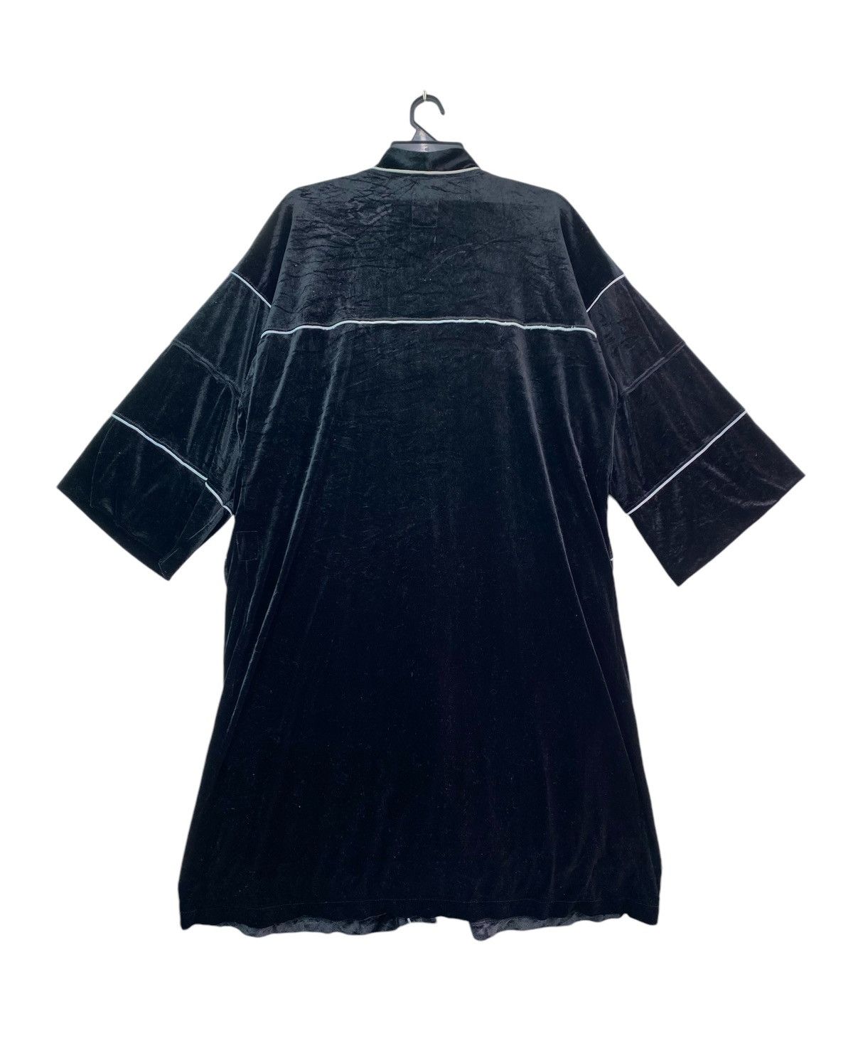 Japanese Brand Velvet black overcoat Size M / US 6-8 / IT 42-44 - 4 Thumbnail