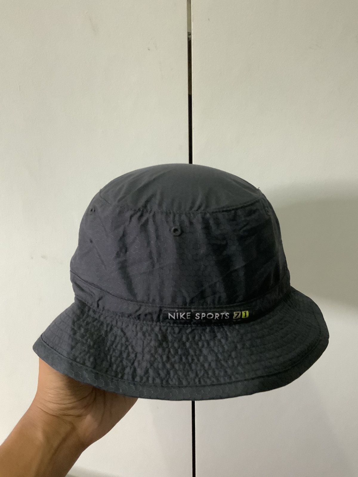 Nike Nike Sports Black Bucket Hat Size ONE SIZE - 2 Thumbnail