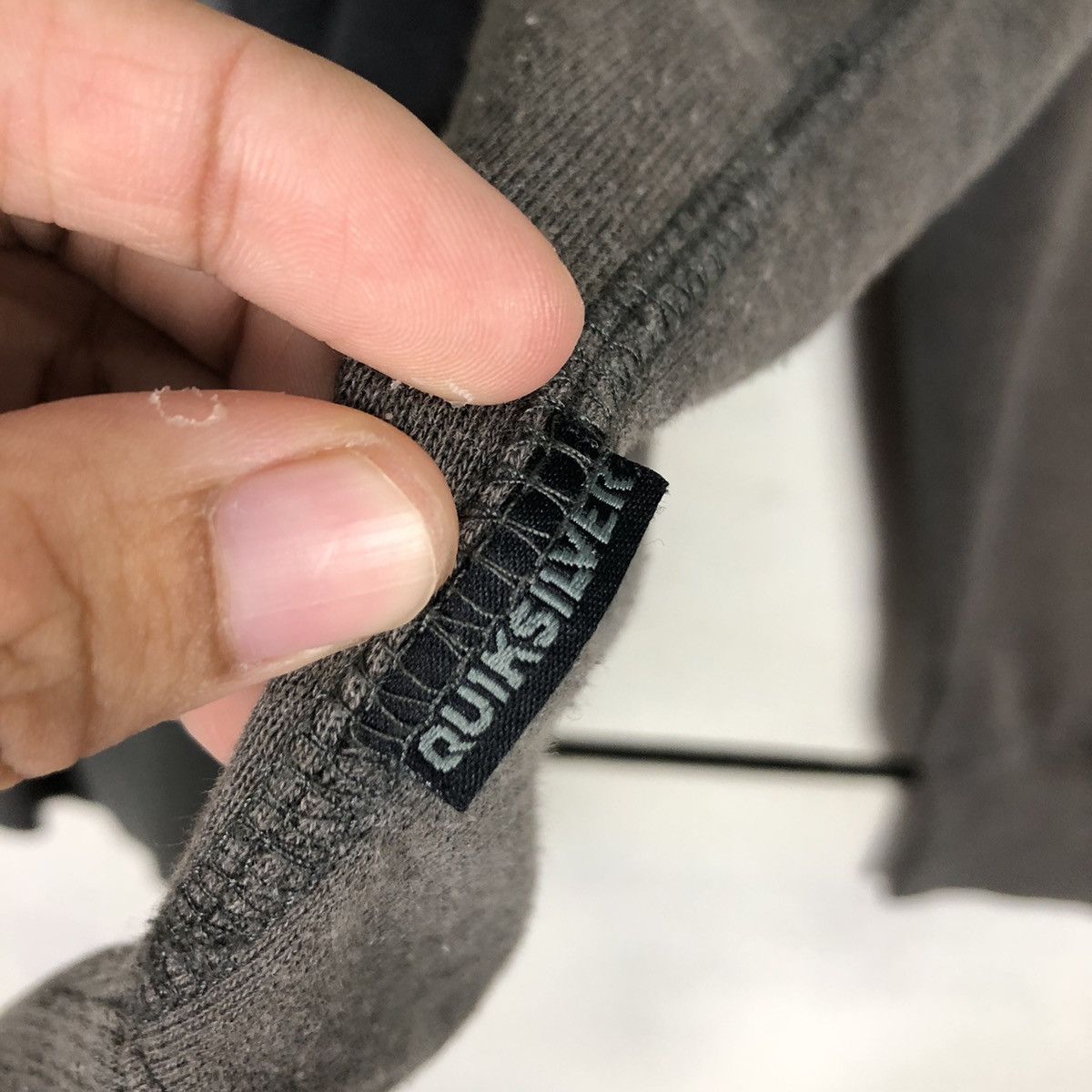 Quiksilver × Vintage Vintage Quiksilver Hoodie Sweatshirt Sweater Medium Surfing Size US M / EU 48-50 / 2 - 17 Thumbnail