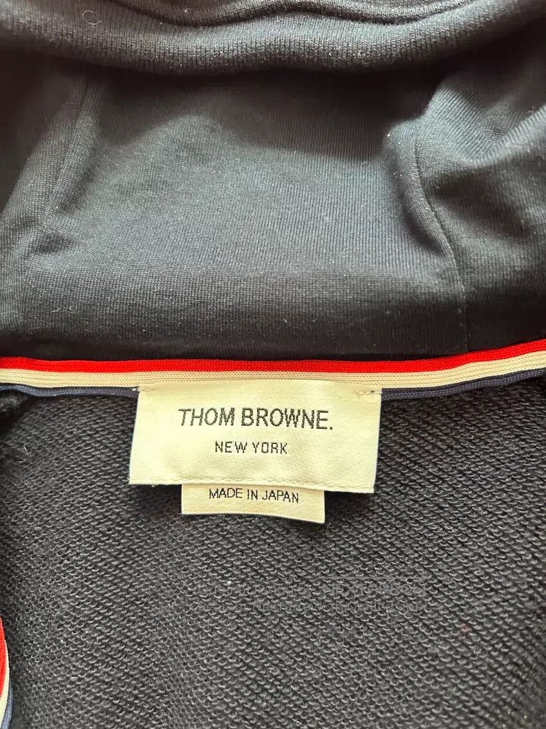 Thom Browne Thom Browne Four Stripe Zip Hoodie Size US XL / EU 56 / 4 - 2 Thumbnail