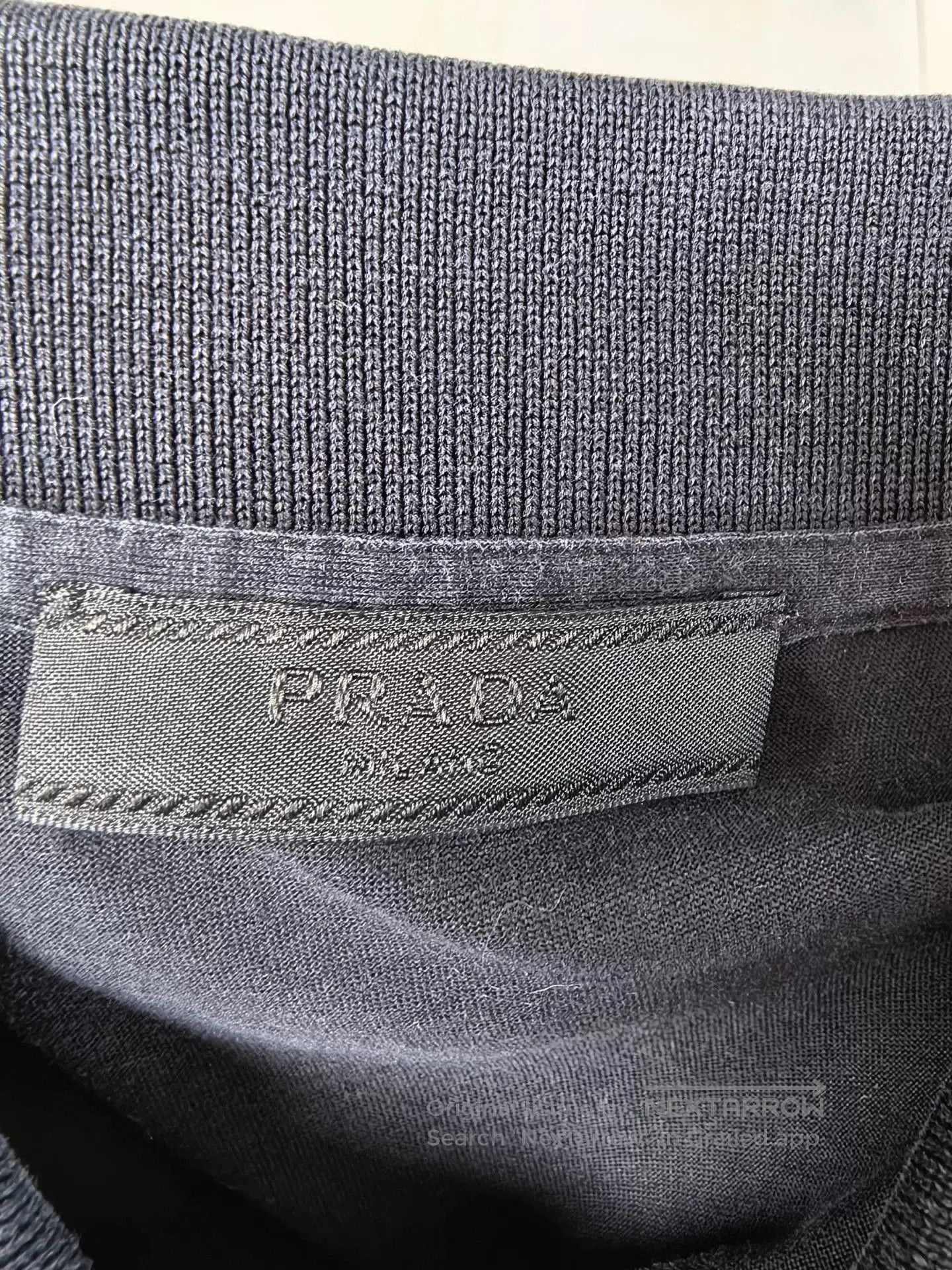 Prada Prada Black Triangle Logo Polo Shirt. Size US M / EU 48-50 / 2 - 3 Thumbnail