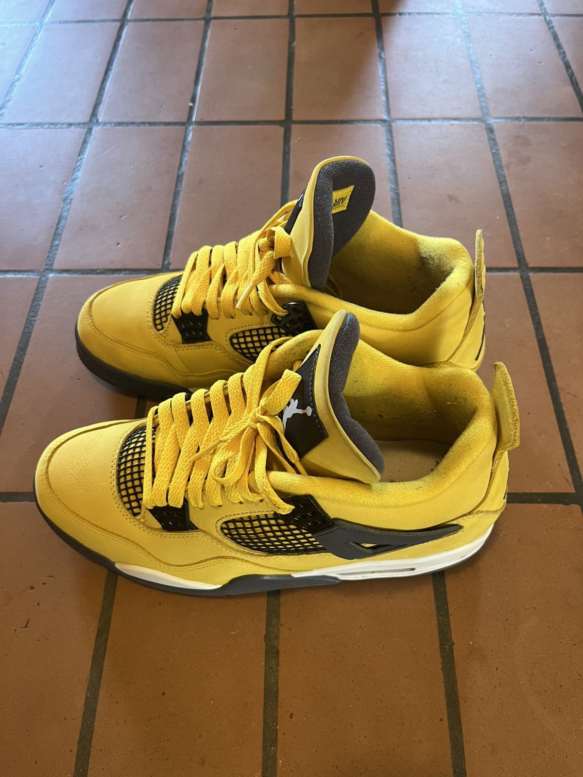 Jordan Brand Nike Air Jordan 4 Lightning Size US 10 / EU 43 - 3 Thumbnail