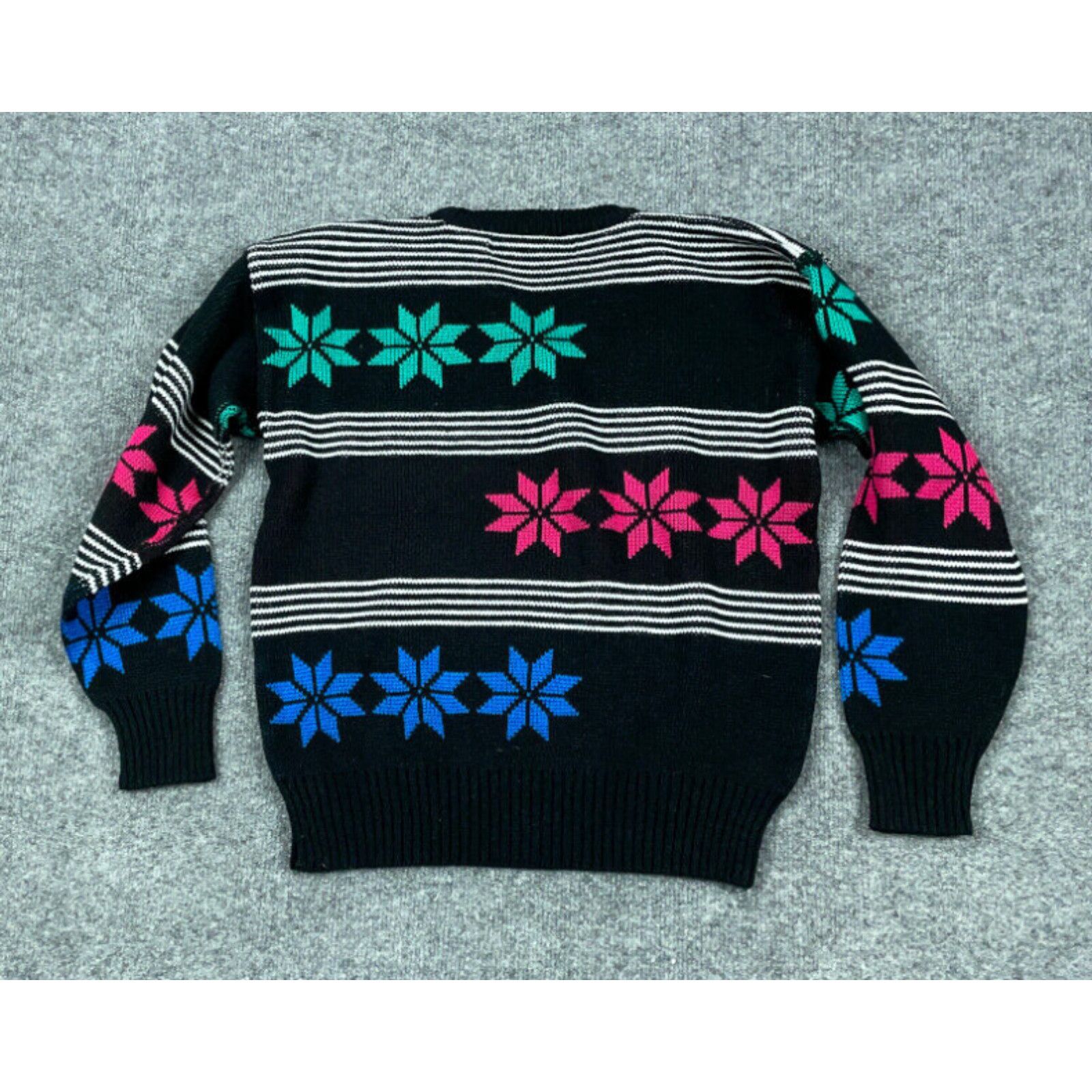 Vintage VTG 80s Black Colorful Snowflake Pullover Sweater Adult Small Hipster Geometric Size US S / EU 44-46 / 1 - 2 Preview