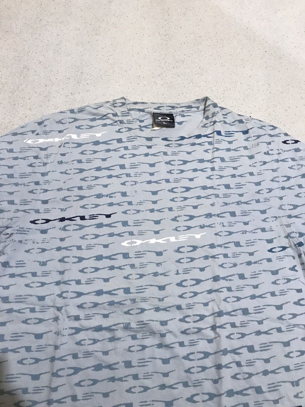 Oakley × Vintage Vintage Oakley Tshirt Size US L / EU 52-54 / 3 - 2 Thumbnail