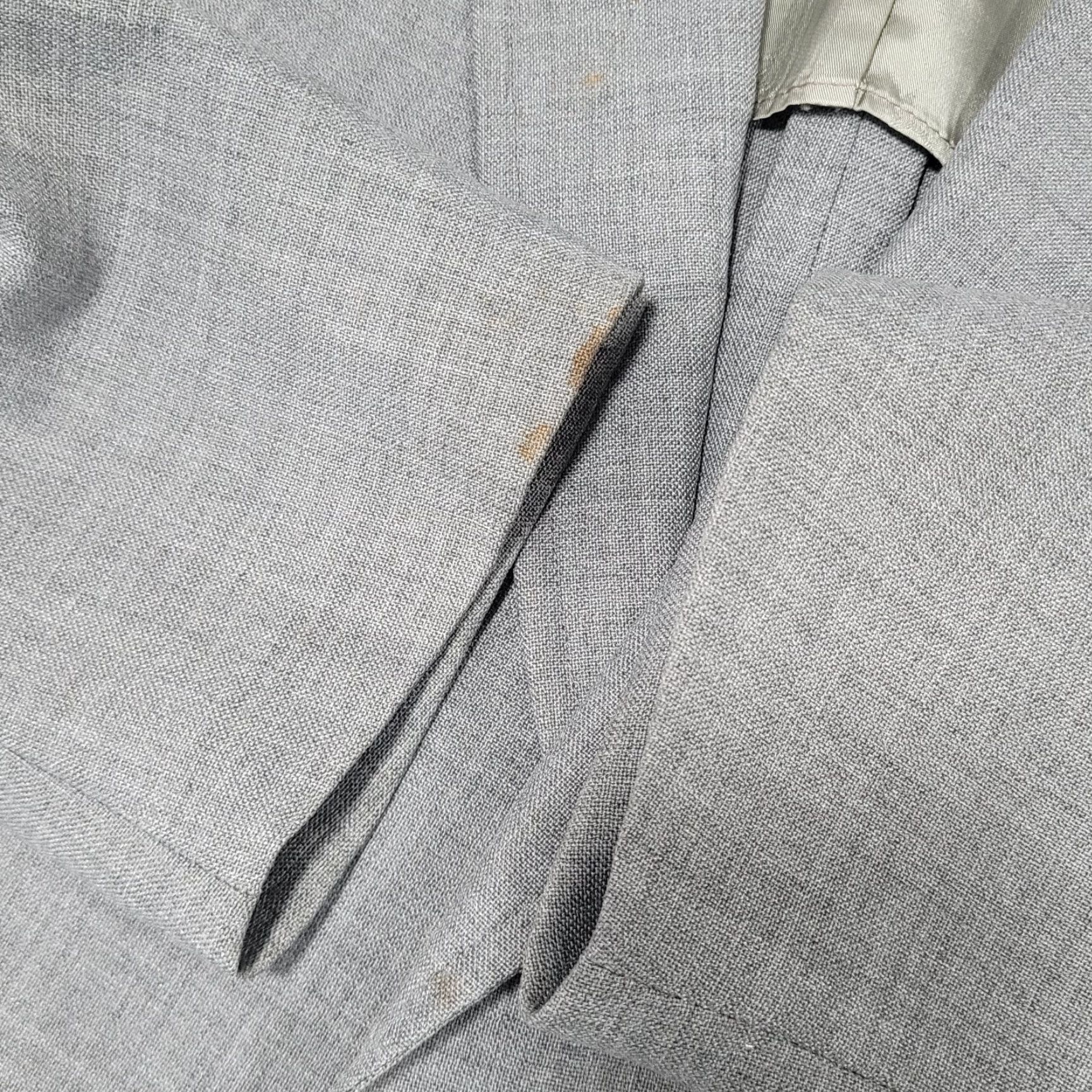 Vintage VINTAGE Donald Brooks Grey 2 Button Notch Lapel Single-Vented Sport Coat Blazer Men 44L Gray Solid Classic 44L Mens Size 44R - 5 Thumbnail