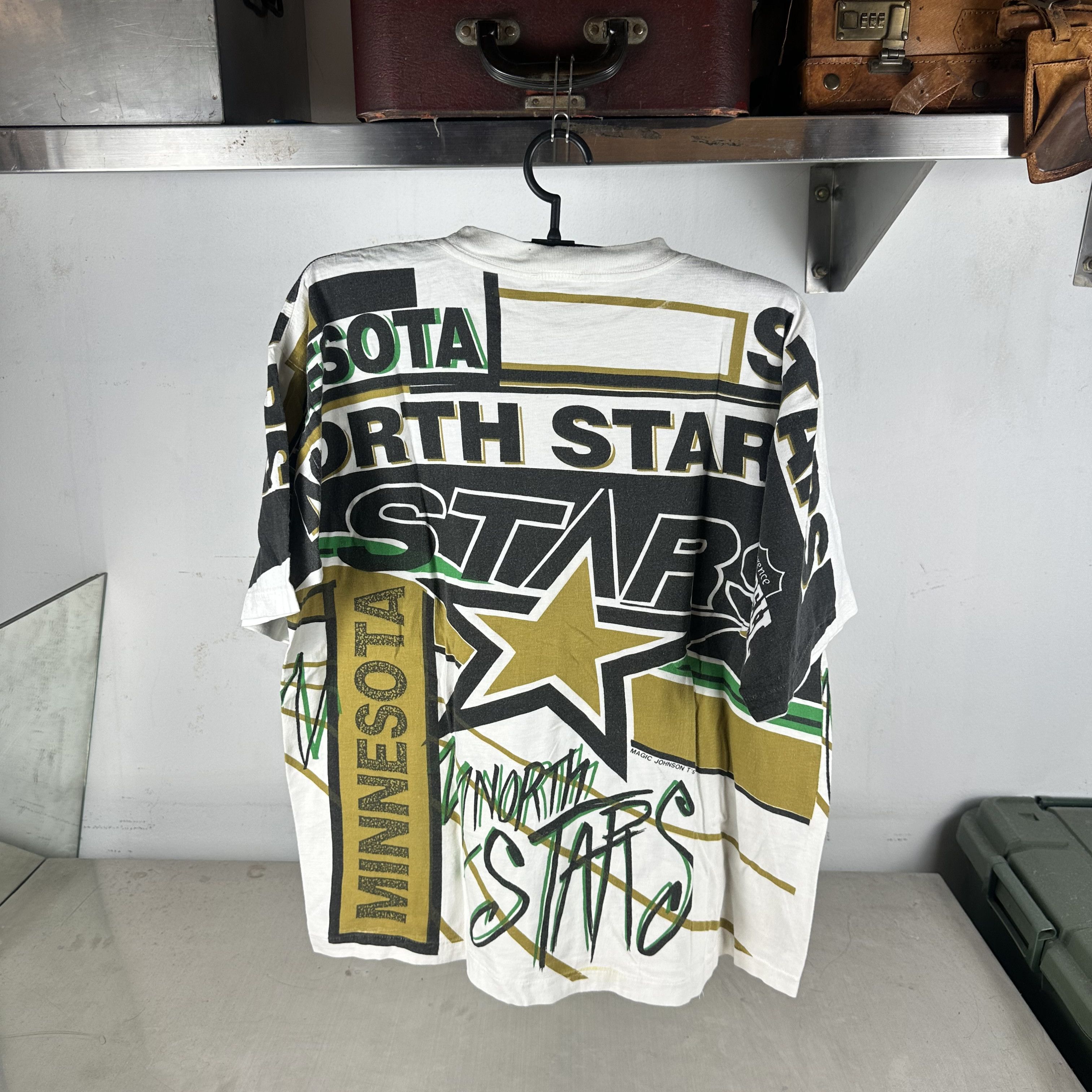 Vintage ​​​​Vintage 1992 Minnesota North Stars NHL AOP T-shirt Size US XL / EU 56 / 4 - 2 Thumbnail