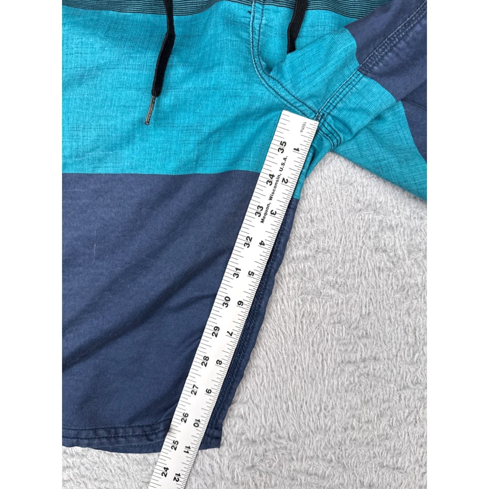 O'Neill O'Neill Swim Trunks Bottom Men 34 Blue Red Cargo Pockets Striped Beach Surf 34x11 Mens Size US 34 / EU 50 - 6 Thumbnail
