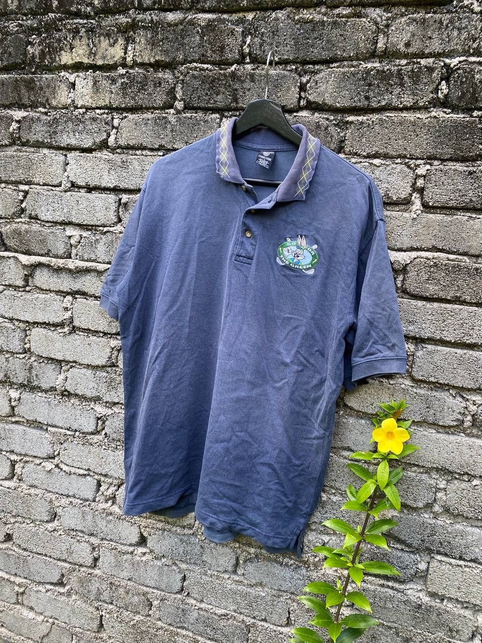 Vintage × Warner Bros Vintage 90s Bugs Bunny Fade By Sun Polo Shirt Size US S / EU 44-46 / 1 - 2 Thumbnail