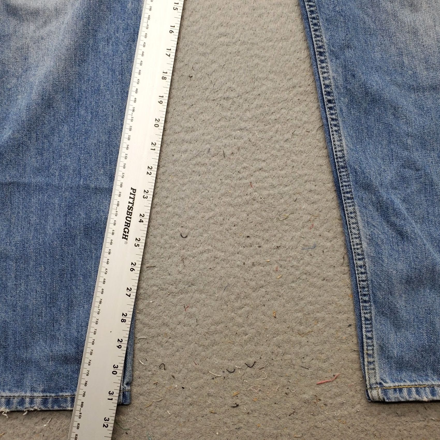 Levi's Levi's Jeans Mens 38x32 Blue Straight Fit Medium Wash Red Tab Faded Mid Rise Jeans Mens 38 Blue Straight 5-Pocket Denim Regular Fit 500 Series Size US 38 / EU 54 - 4 Thumbnail