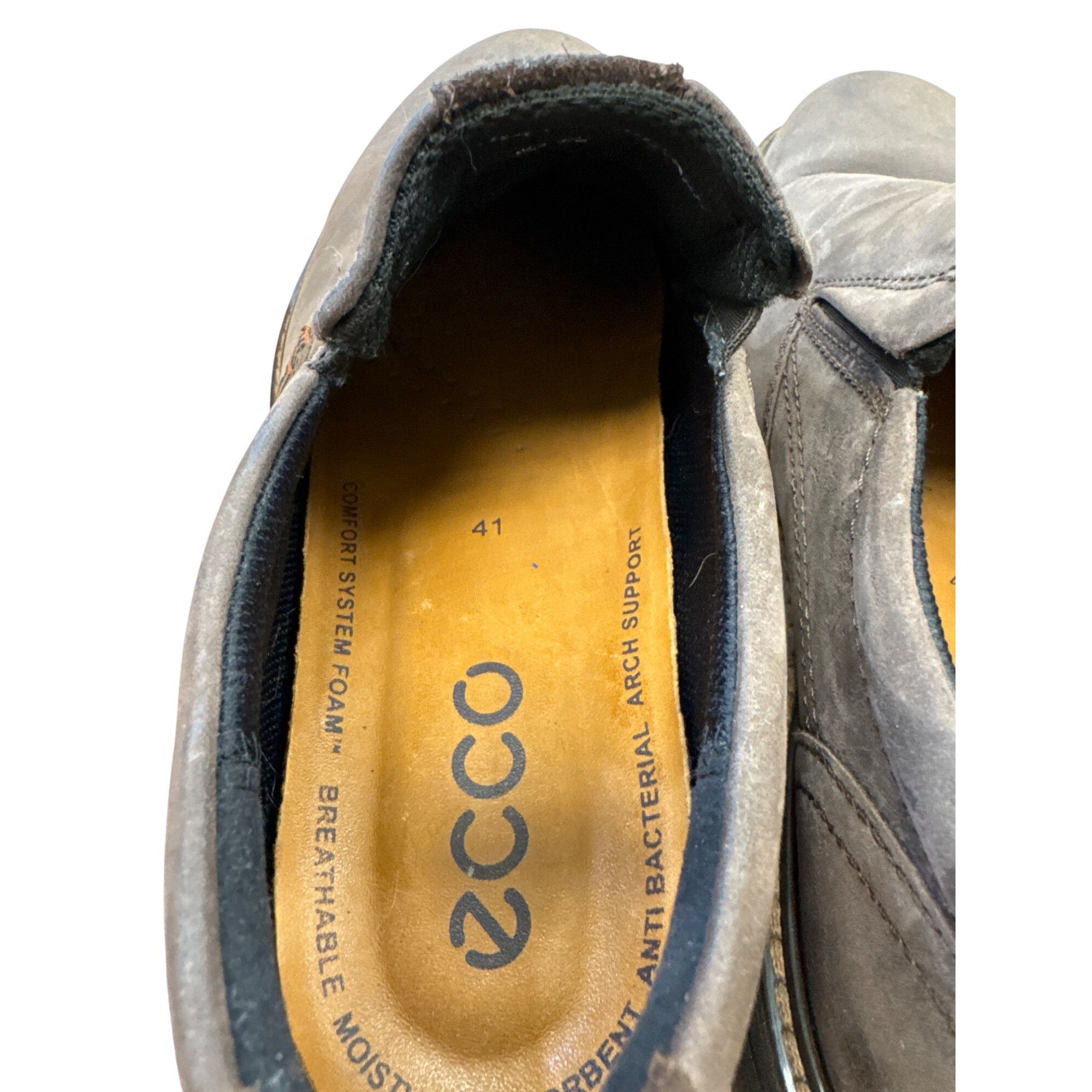 Ecco Ecco Gore-Tex Mens Brown Slip-On Leather Loafers Size 7 SKU Size US 7 / EU 40 - 9 Thumbnail