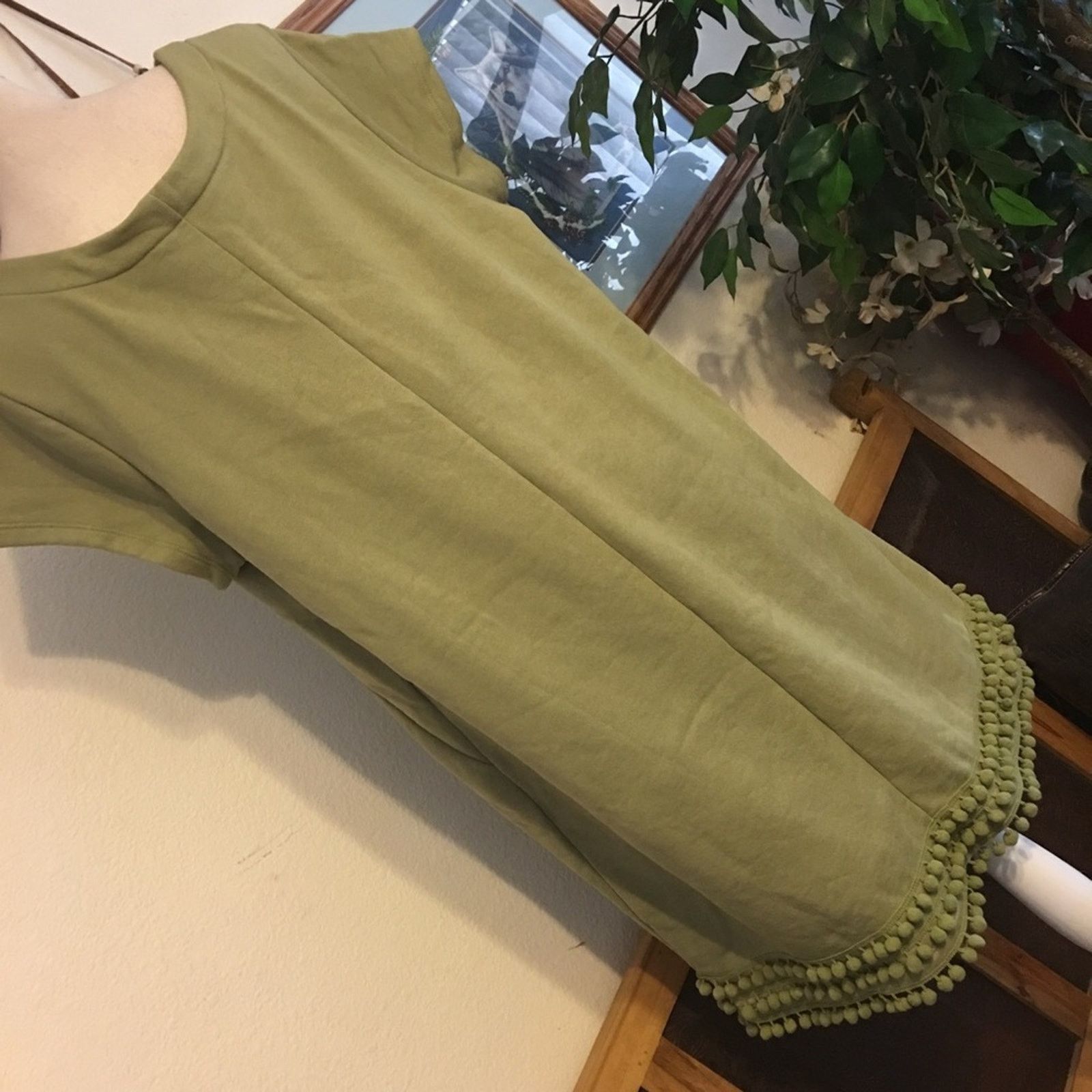 Isaac Mizrahi Isaac Mizrahi sage green Pom Pom hem tunic top Size ONE SIZE - 5 Thumbnail