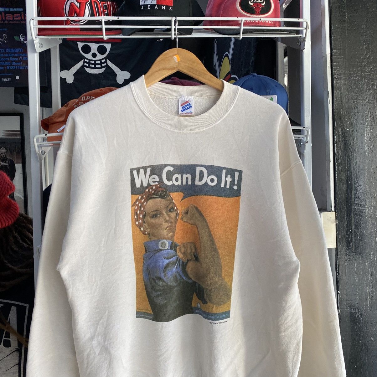 Jerzees × Vintage Vintage Rosie The Reveter We Can Do It Sweatshirts Like New Size US L / EU 52-54 / 3 - 3 Thumbnail