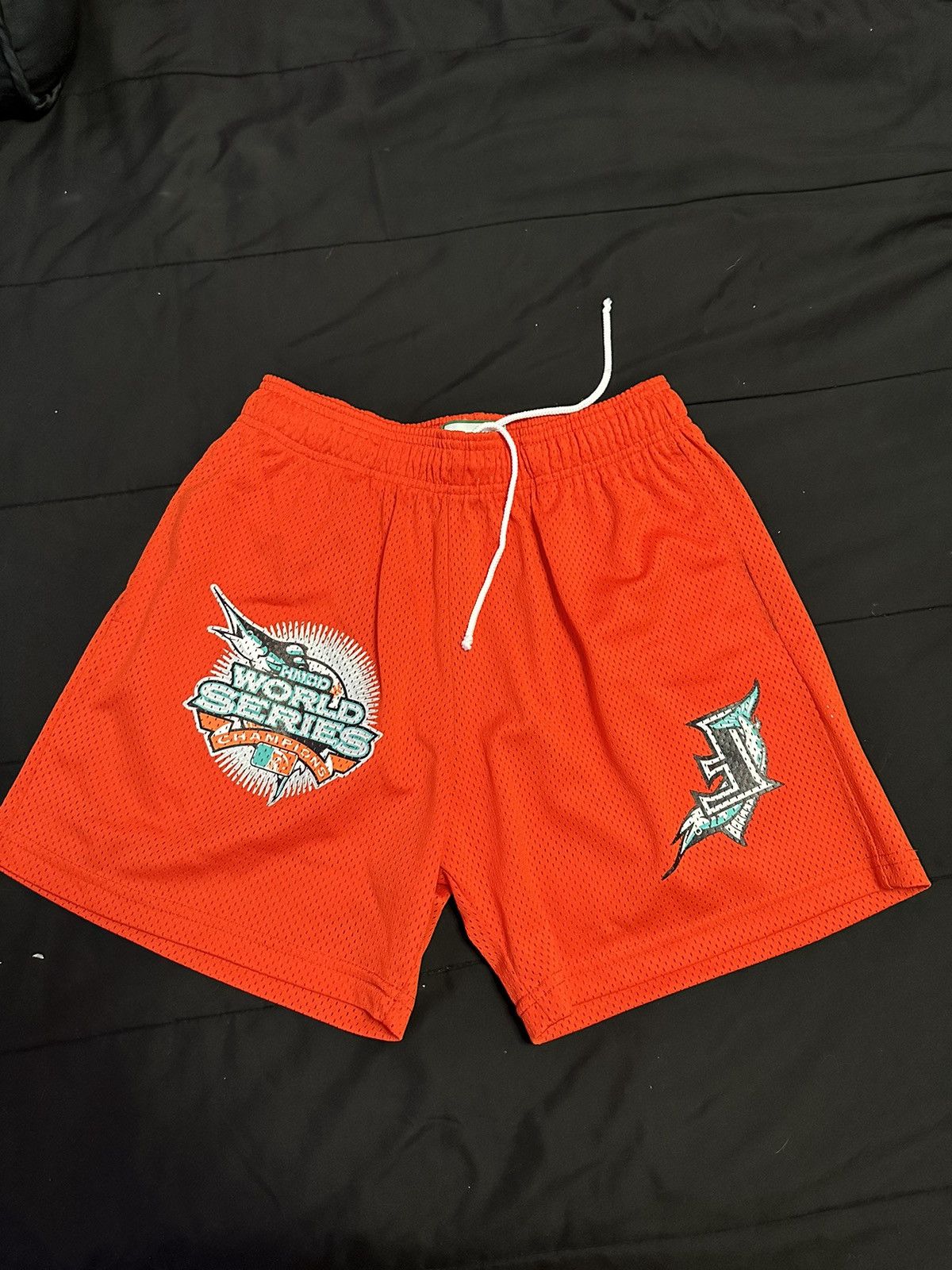 HMDD HMDD Florida Marlins Shorts Small Size US 29 - 1 Thumbnail