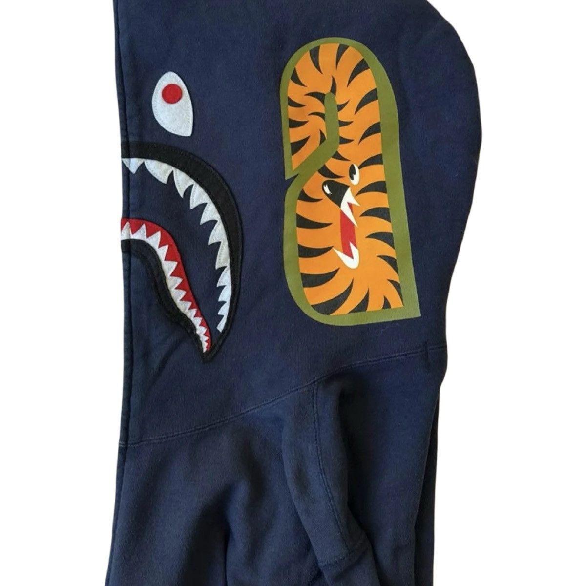 Bape 1st Camo Shark Full Zip Hoodie Size US L / EU 52-54 / 3 - 4 Thumbnail