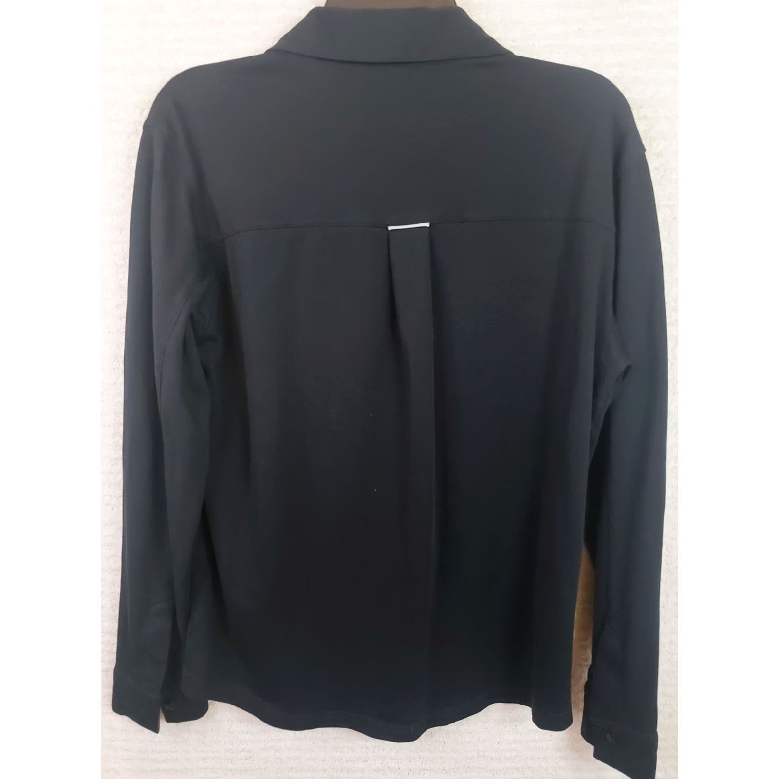 Fabletics Fabletics Shirt Mens M Black Athletic Button Up Long Sleeve Stretch Knit Embroidered Collared Size US M / EU 48-50 / 2 - 7 Thumbnail