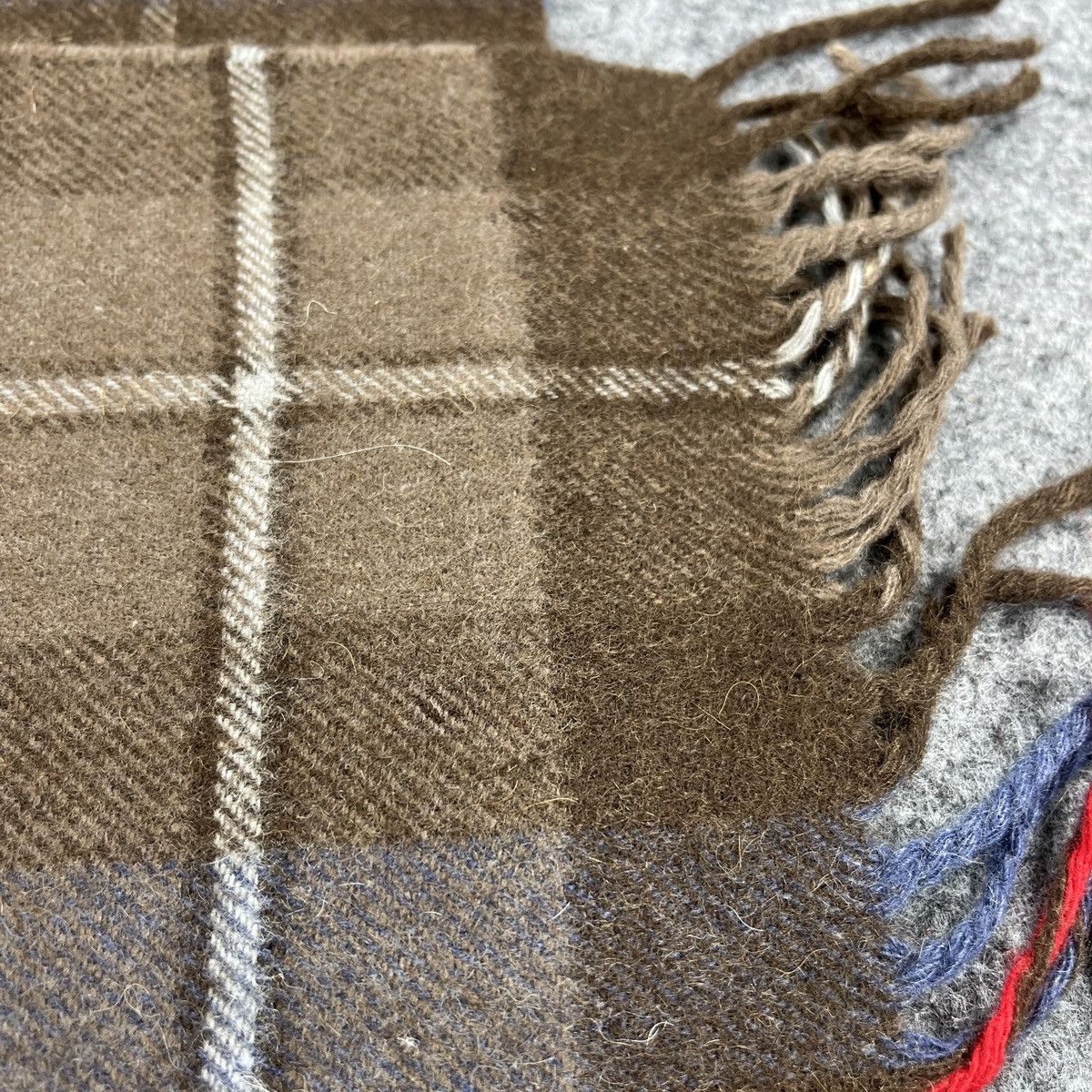 Johnstons Of Elgin Johnstons Of Elgin Scarf / Muffler / Neckwear T1188 Size ONE SIZE - 6 Thumbnail