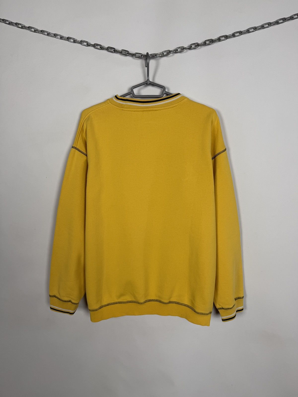 Fila Fila Vintage Sweatshirt Embroidered Logo Korea Made Size L Size US L / EU 52-54 / 3 - 10 Thumbnail