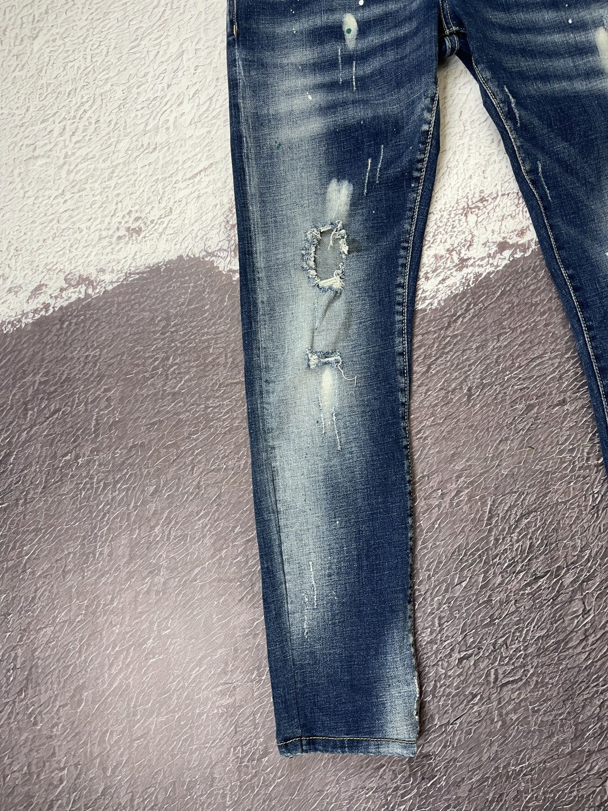 Dsquared2 Dsquared2 blue faded paint distressed punk revolution jeans Size US 32 / EU 48 - 4 Thumbnail