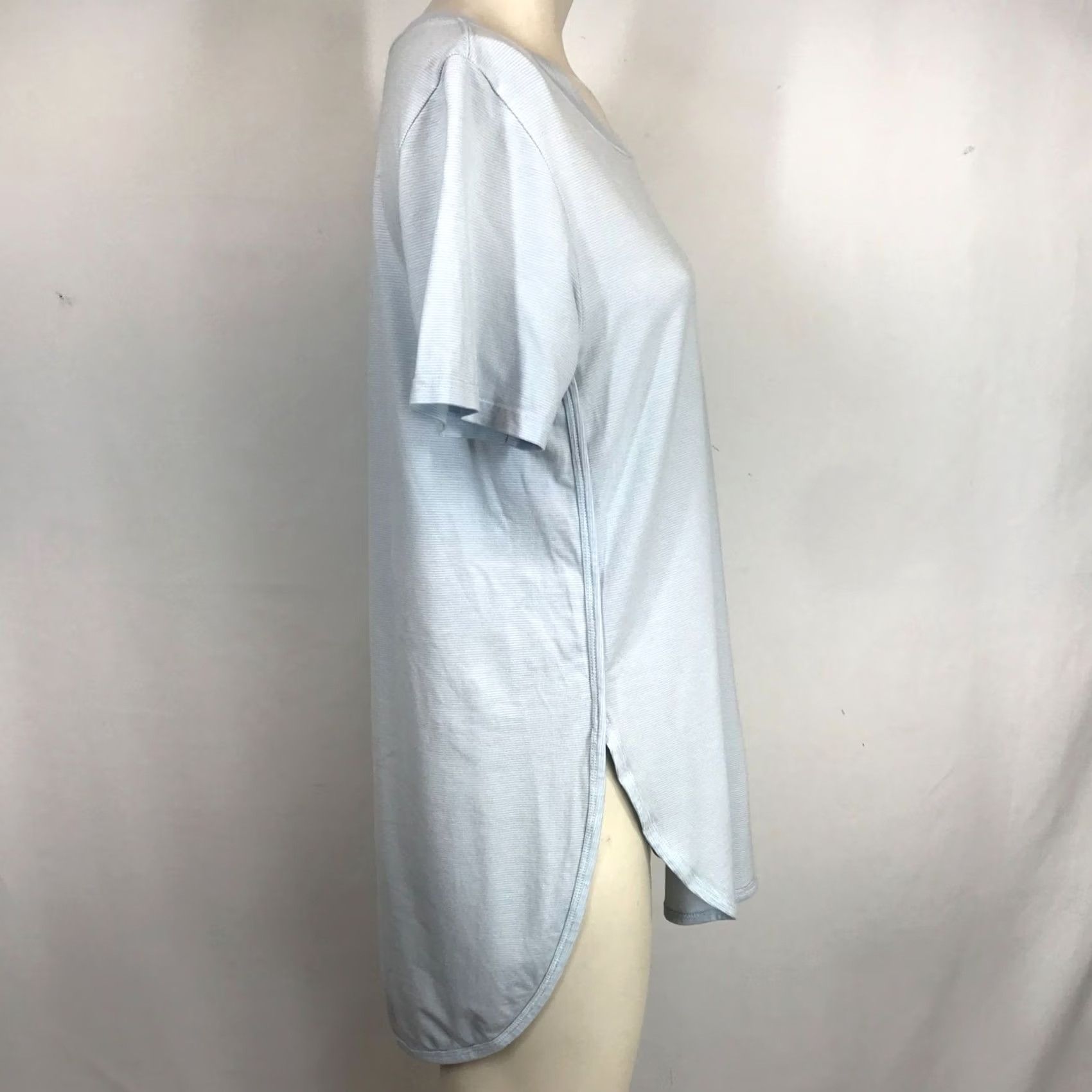 Vintage 10TREE WOMEN'S MEDIUM BLUE SHORT SLEEVE ROUND NECK MODAL BLEND TUNIC TEE Size 32" / US 10 / IT 46 - 4 Thumbnail
