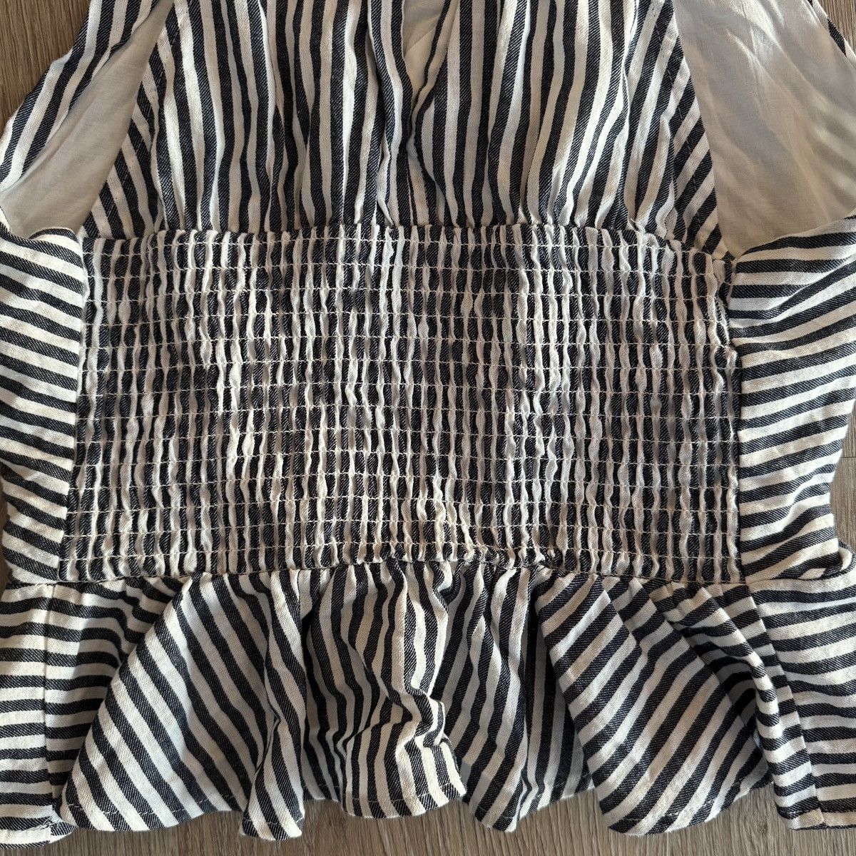 Steve Madden Steve Madden Kosta Top in Navy Stripe w/ Crisscross Neckline Size S / US 4 / IT 40 - 11 Thumbnail