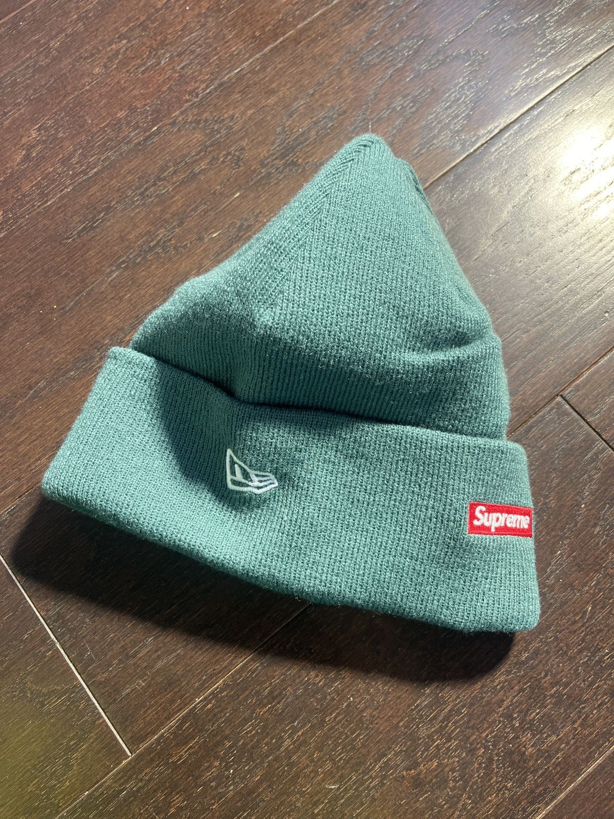 New Era × Supreme Supreme S Logo Beanie Pine Green Size ONE SIZE - 3 Thumbnail