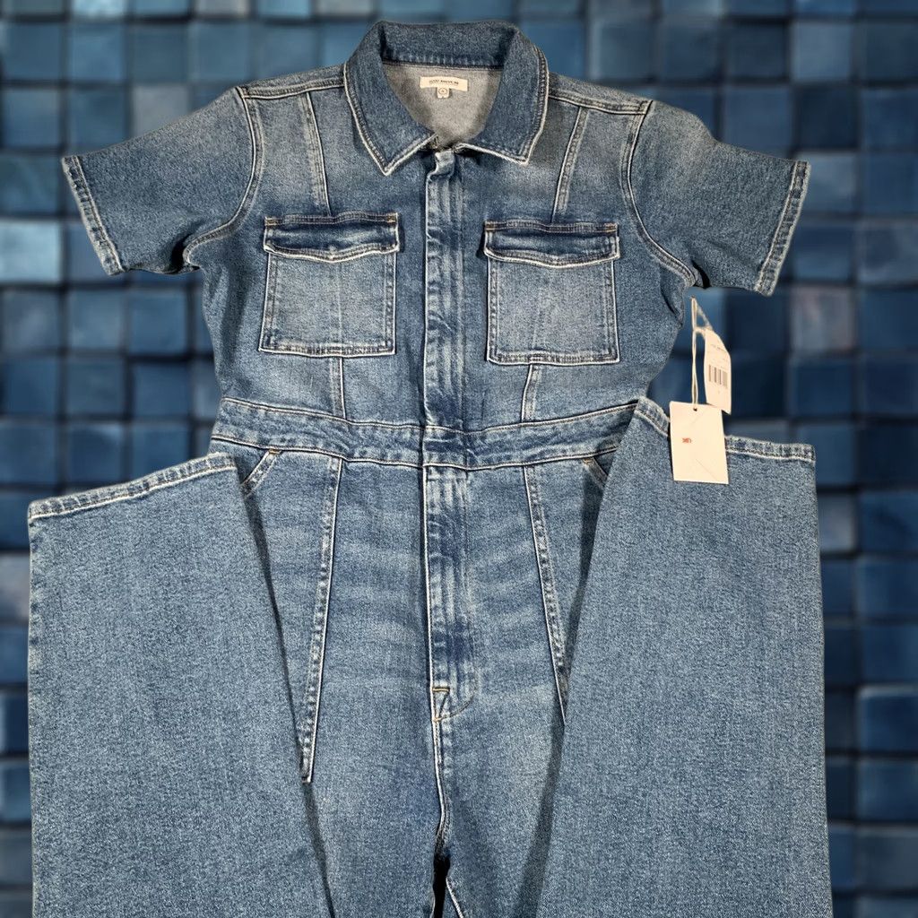 Good American Good American Utility Jumpsuit Womens 4 Blue Denim Short Sleeve Zip GMJS127 Size 27" / US 4 / IT 40 - 1 Thumbnail