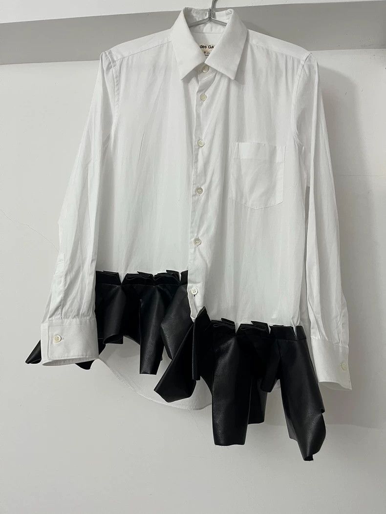 Comme des Garcons White Shirt with Black Leather Ruffle Hem-dmc Size US M / EU 48-50 / 2 - 1 Thumbnail