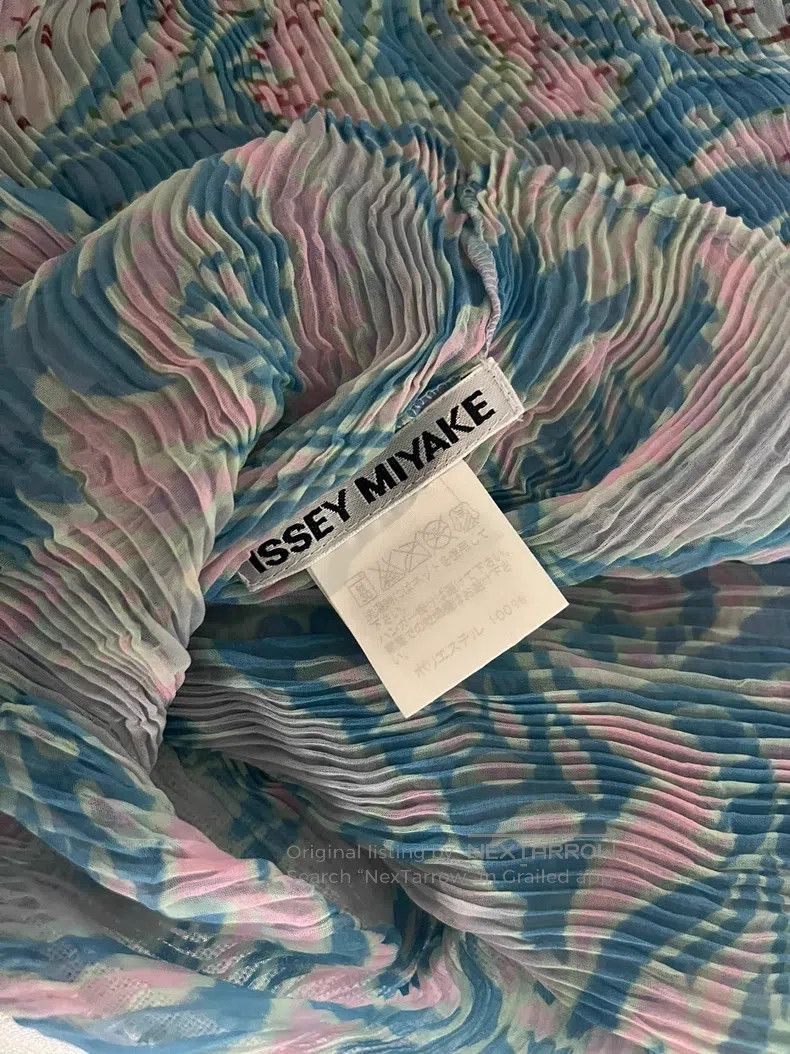 Issey Miyake Issey Miyake Willow Ruffled Turtleneck Long Sleeve Size M / US 6-8 / IT 42-44 - 5 Thumbnail