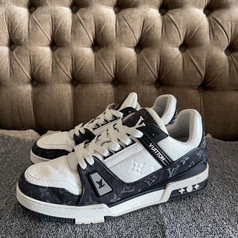 Louis Vuitton Louis Vuitton Trainer Panda Low-Top Sneakers 0089 Size US 9.5 / EU 42-43 - 1 Thumbnail