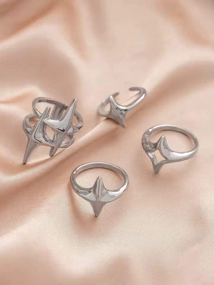 Jewelry Punk Hip Hop Star 4 pcs ring Size ONE SIZE - 3 Thumbnail