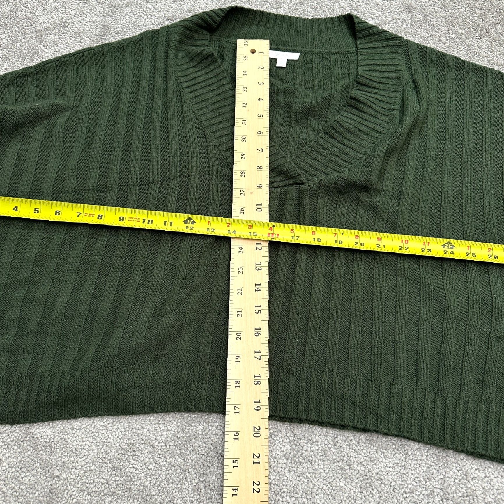 Vintage Abound Women’s Large Green Cropped Pullover Sweater, V-Neck, Relaxed Fit, Knit, Casual Size L / US 10 / IT 46 - 7 Thumbnail