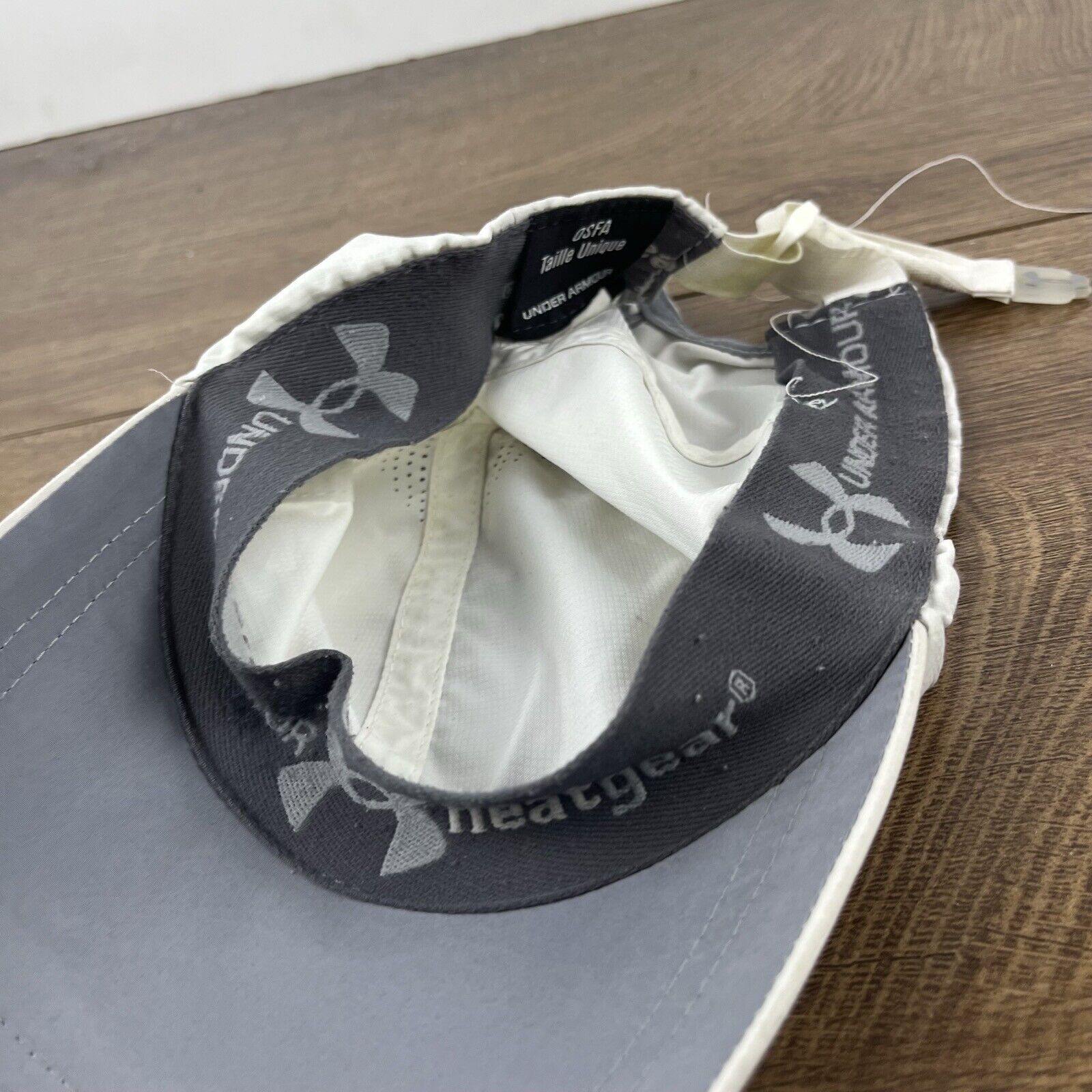 Under Armour Under Armour White Hat Running Hat White Adjustable Hat Whit Size ONE SIZE - 12 Thumbnail
