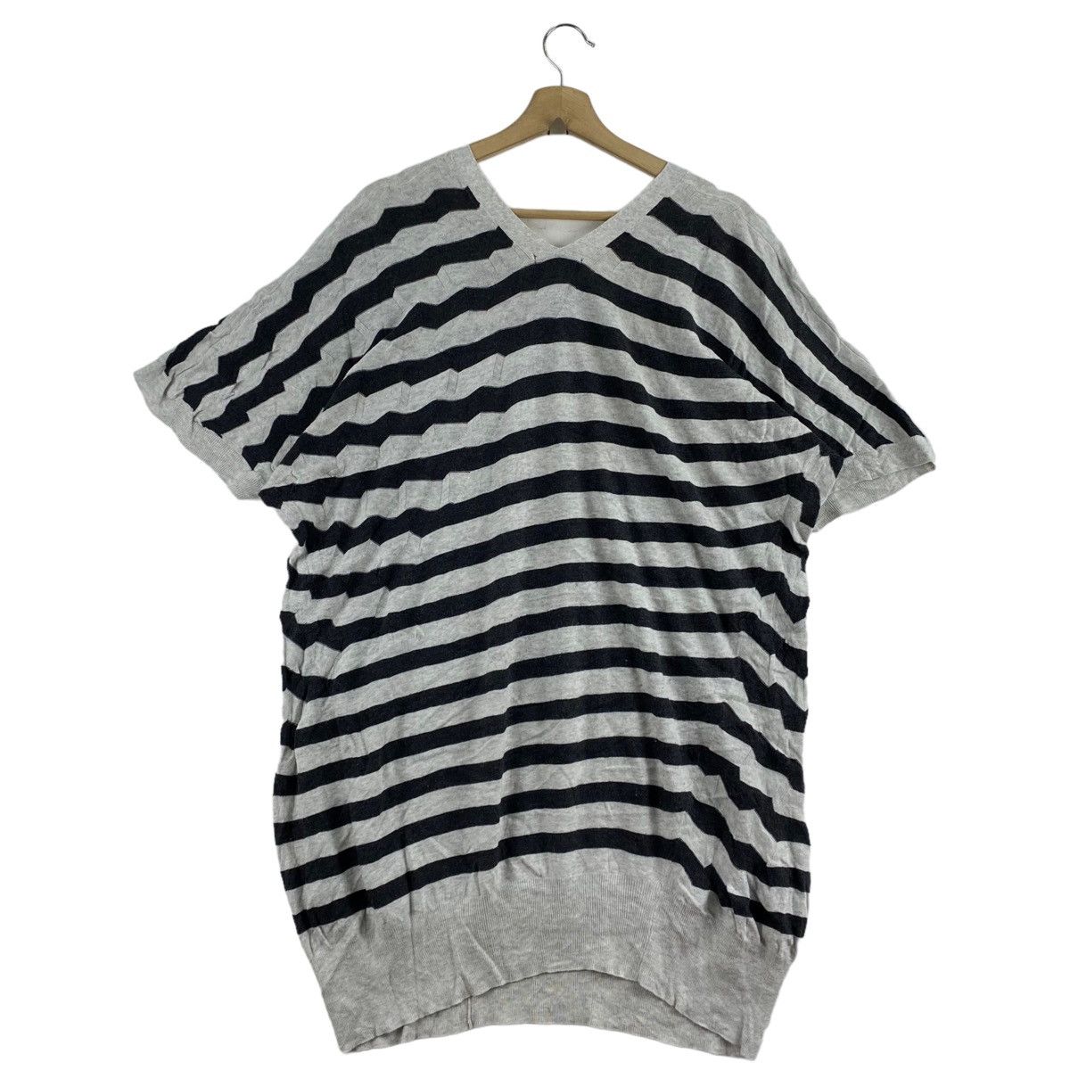 CABANE de ZUCCa CABANE de ZUCCA by Issey Miyake Stripes Short Sleeve Blouse Size 3XL / US 20-22 - 3 Thumbnail