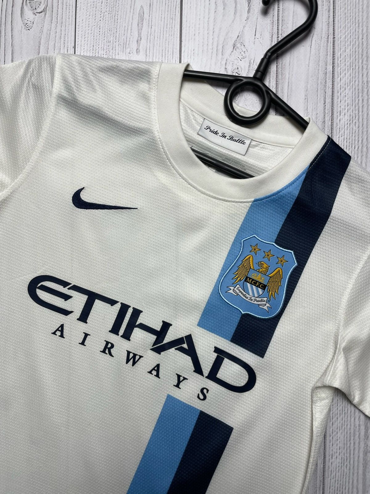 Nike × Vintage Vintage Nike Manchester City soccer jersey kids M logo Size US XXS / EU 40 - 2 Thumbnail