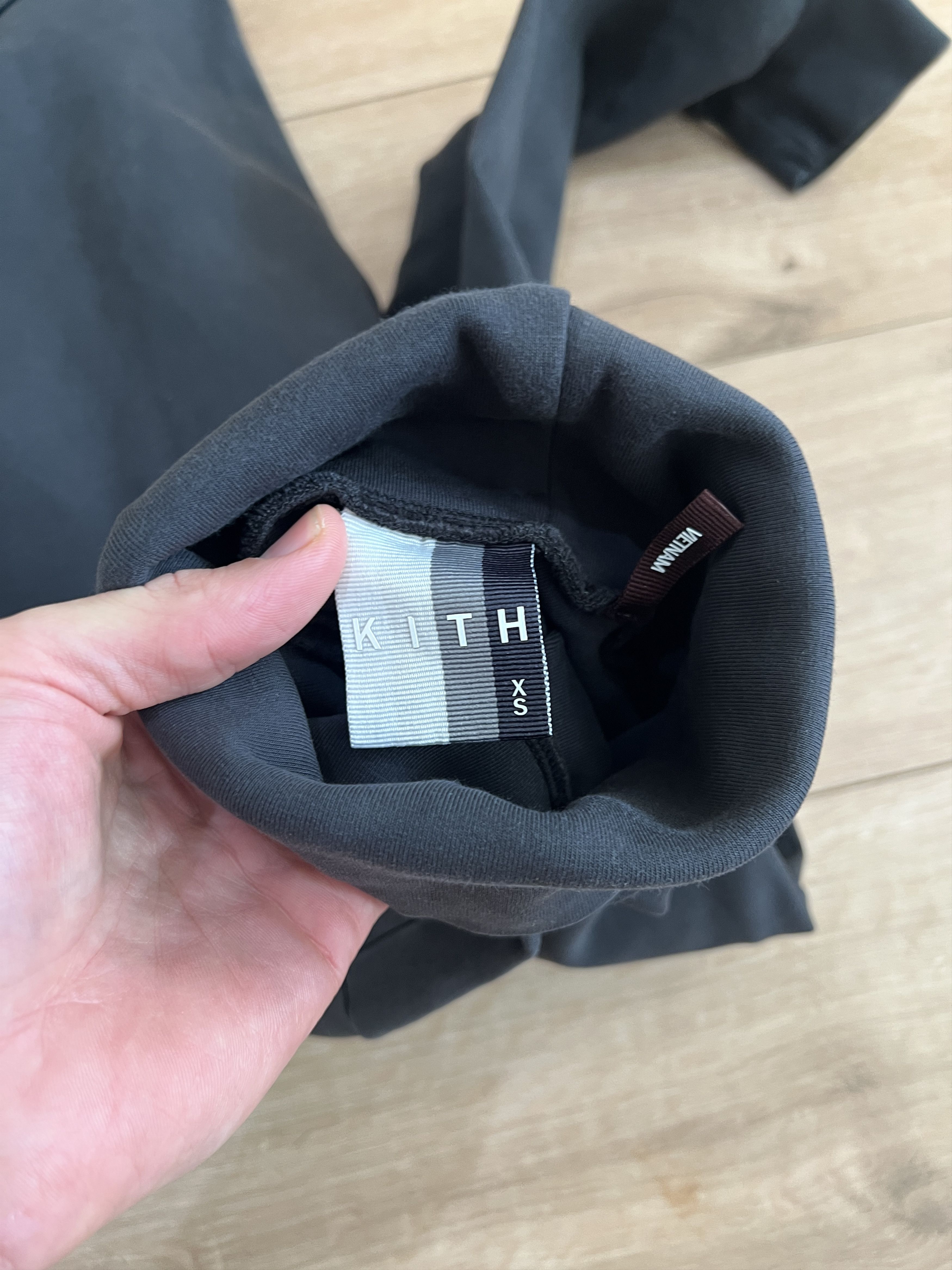 Kith Kith Black Thick Long Sleeve Turtleneck T-Shirt – Size XS Size US XS / EU 42 / 0 - 6 Thumbnail