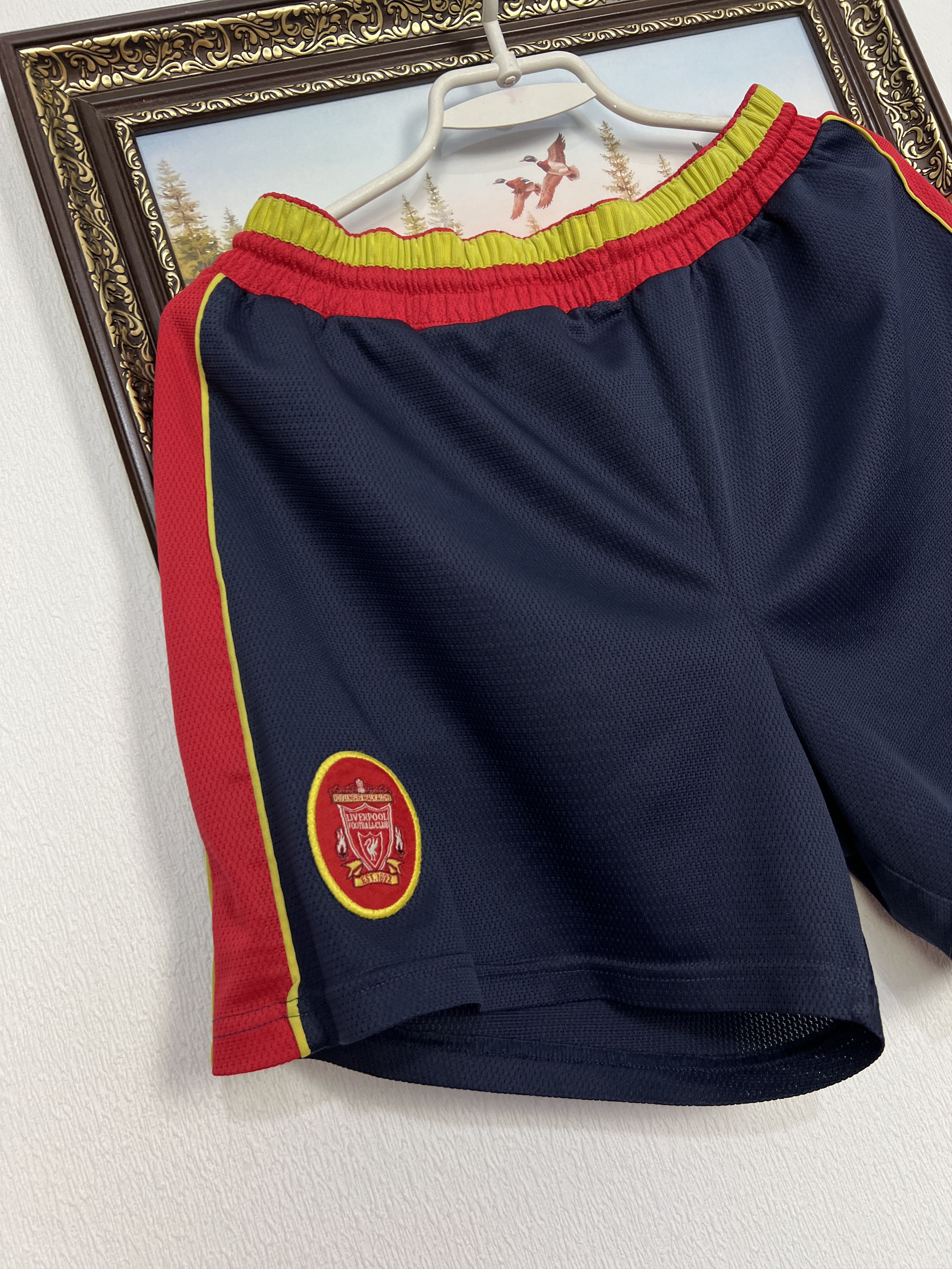 Reebok Vintage 90's Liverpool Football Shorts Soccer Rare Hype Size US 32 / EU 48 - 3 Thumbnail