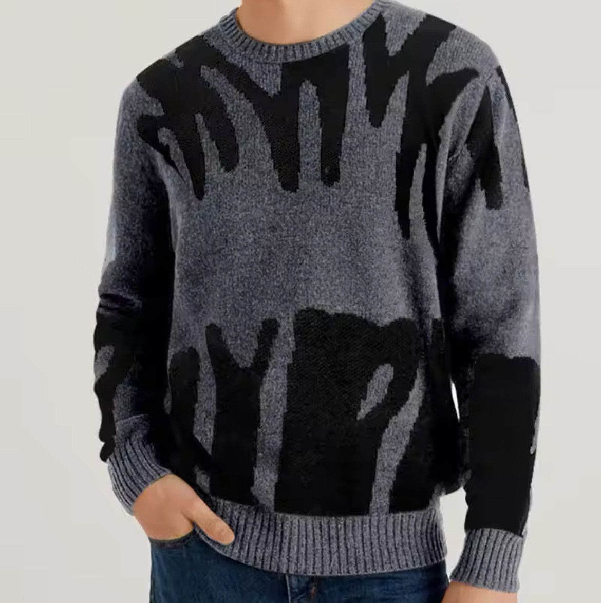 Round Neck Jacquard Pattern Knitted Sweater