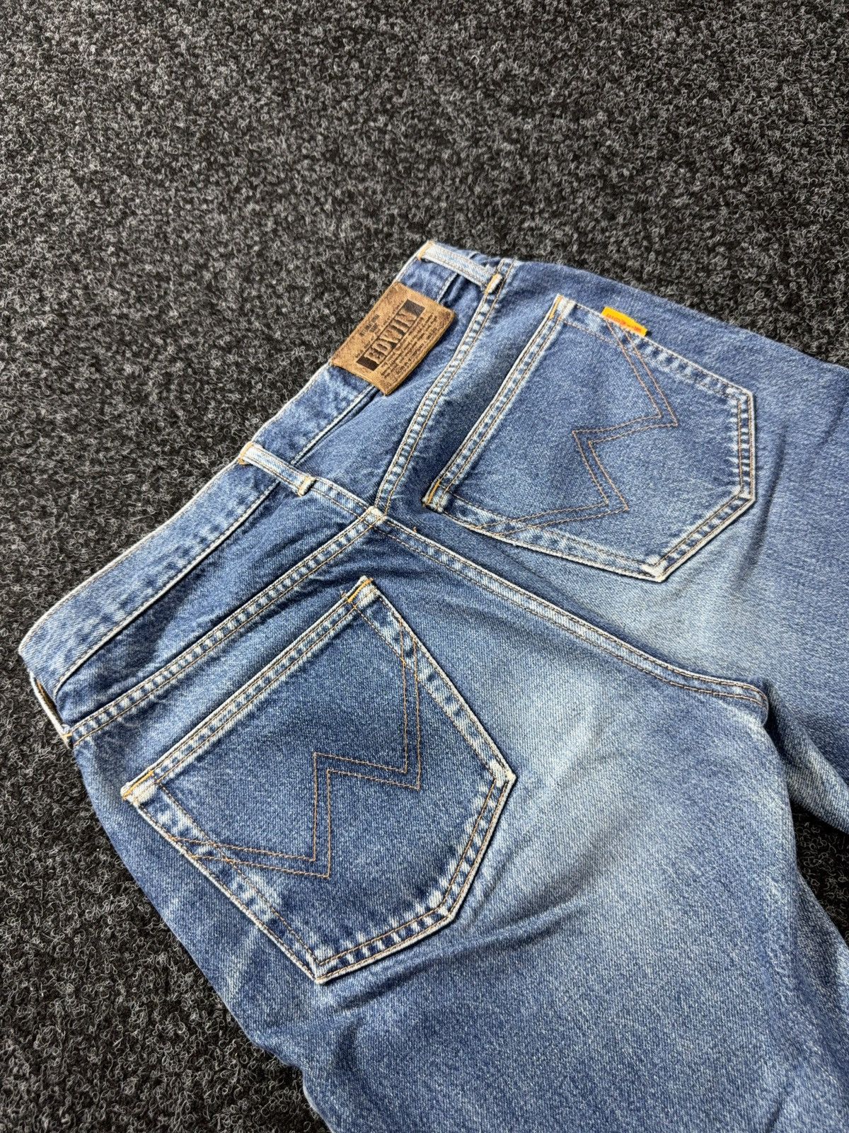 Edwin Vintage 90s Retro Edwin Japan Faded Wash Straight Jeans Y2K Size US 30 / EU 46 - 19 Thumbnail